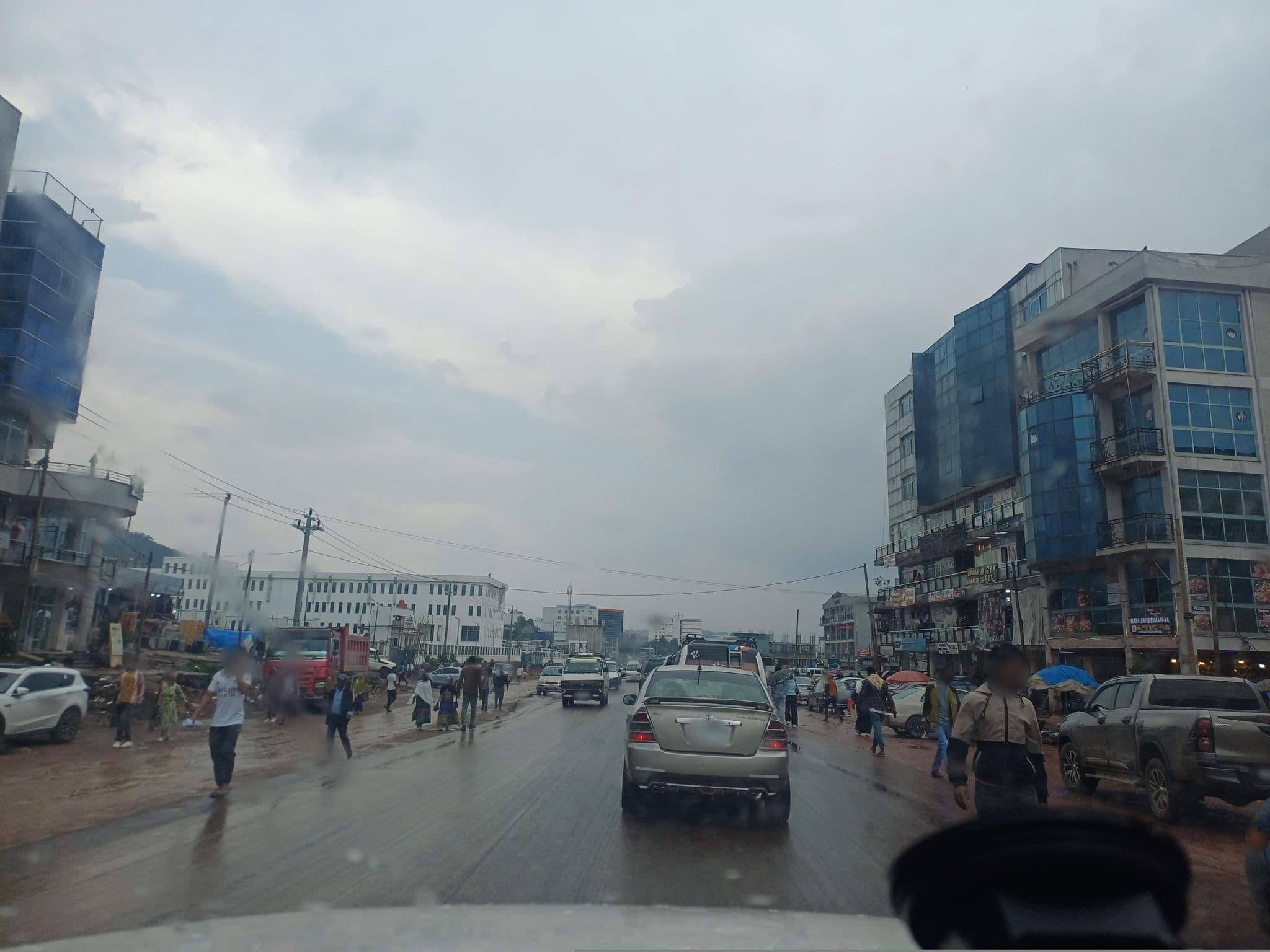 Street view near Liule Hotel, Sebeta — © tedy2413 (CC BY-SA · Mapillary)