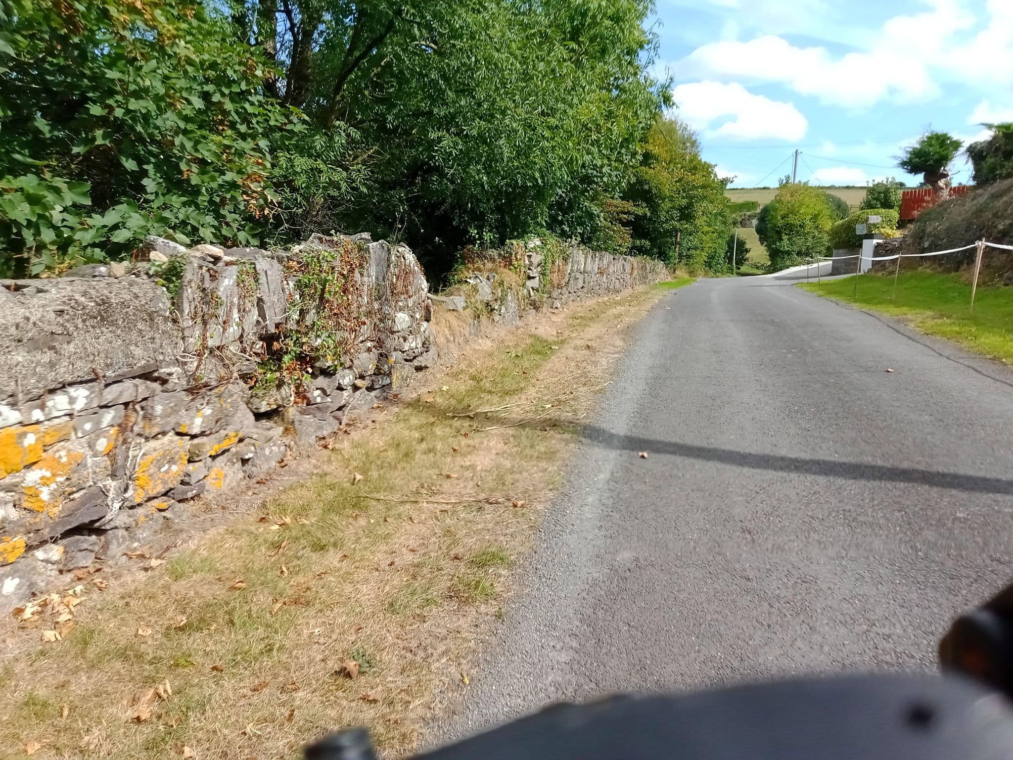 Street view near Comeragh View, Dungarvan — © annekaro (CC BY-SA · Mapillary)