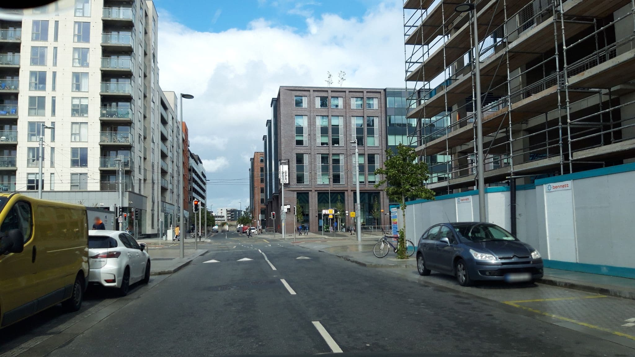 Street view near Beckett Locke, North Docks, Ringsend — © debigc (CC BY-SA · Mapillary)