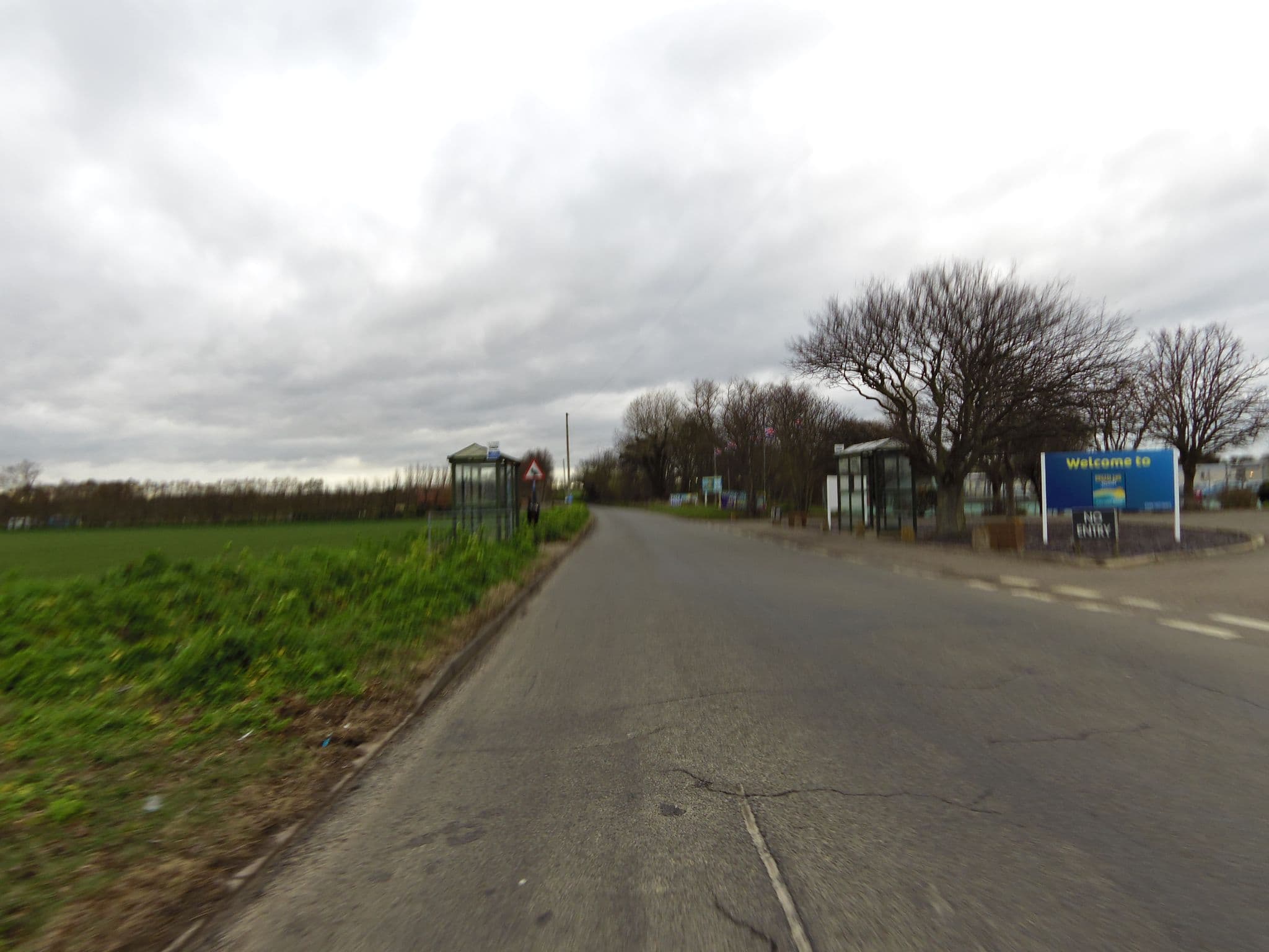 Street view near Broadland Sands Holiday Park, Hopton — © smsm1 (CC BY-SA · Mapillary)