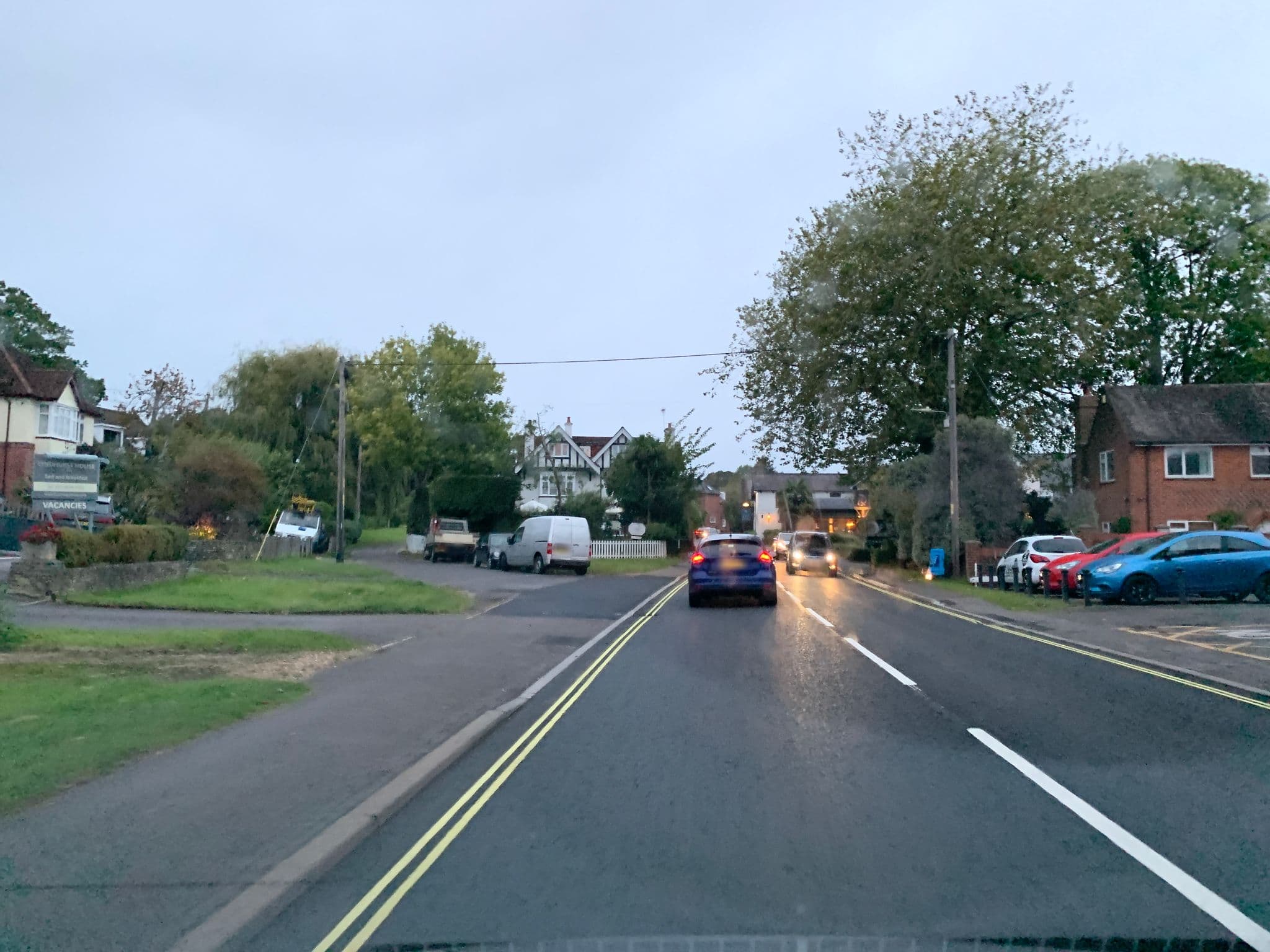 Street view near Lyndhurst House, Lyndhurst — © iced (CC BY-SA · Mapillary)