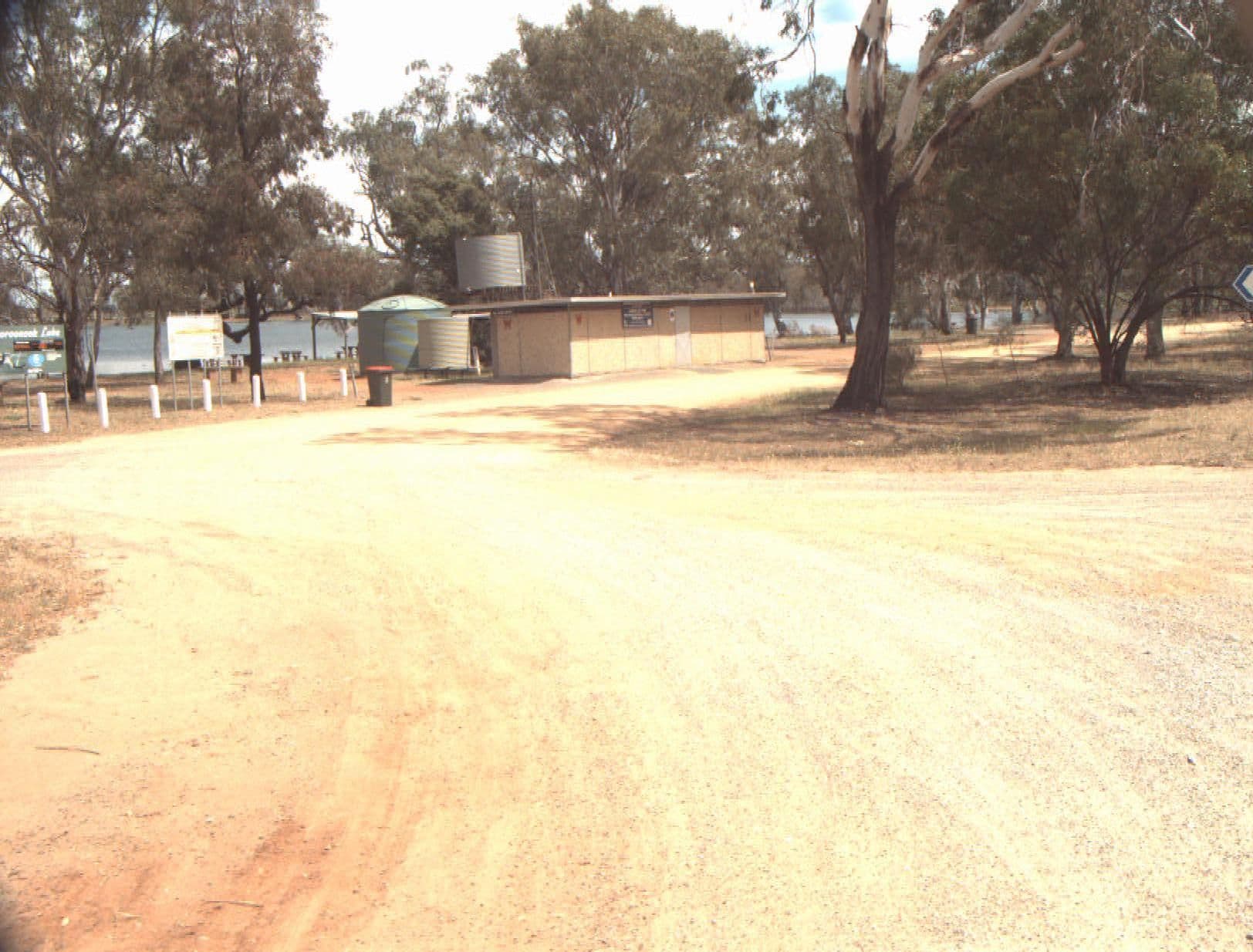 Street view near Wooroonook Lake, Charlton — © vicroads (CC BY-SA · Mapillary)