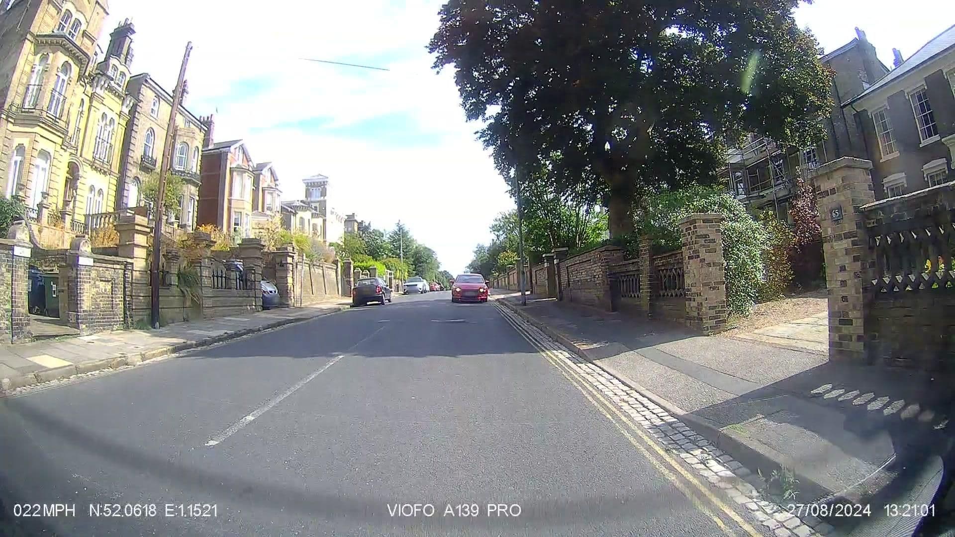 Street view near Toothbrush Apartments, Ipswich — © IpswichEdits (CC BY-SA · Mapillary)
