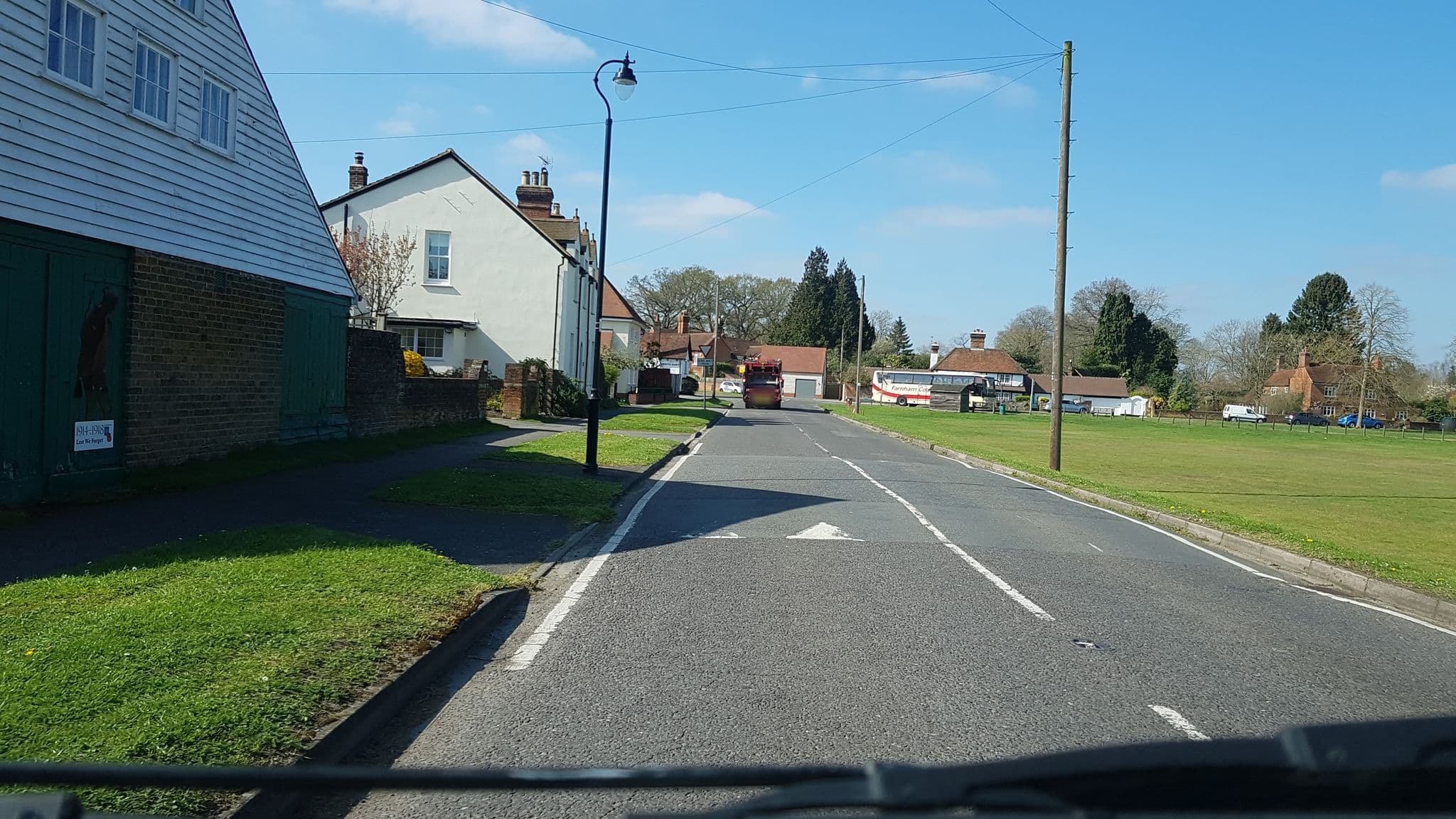 Street view near Goose Green Cottage, Pirbright — © richardc (CC BY-SA · Mapillary)