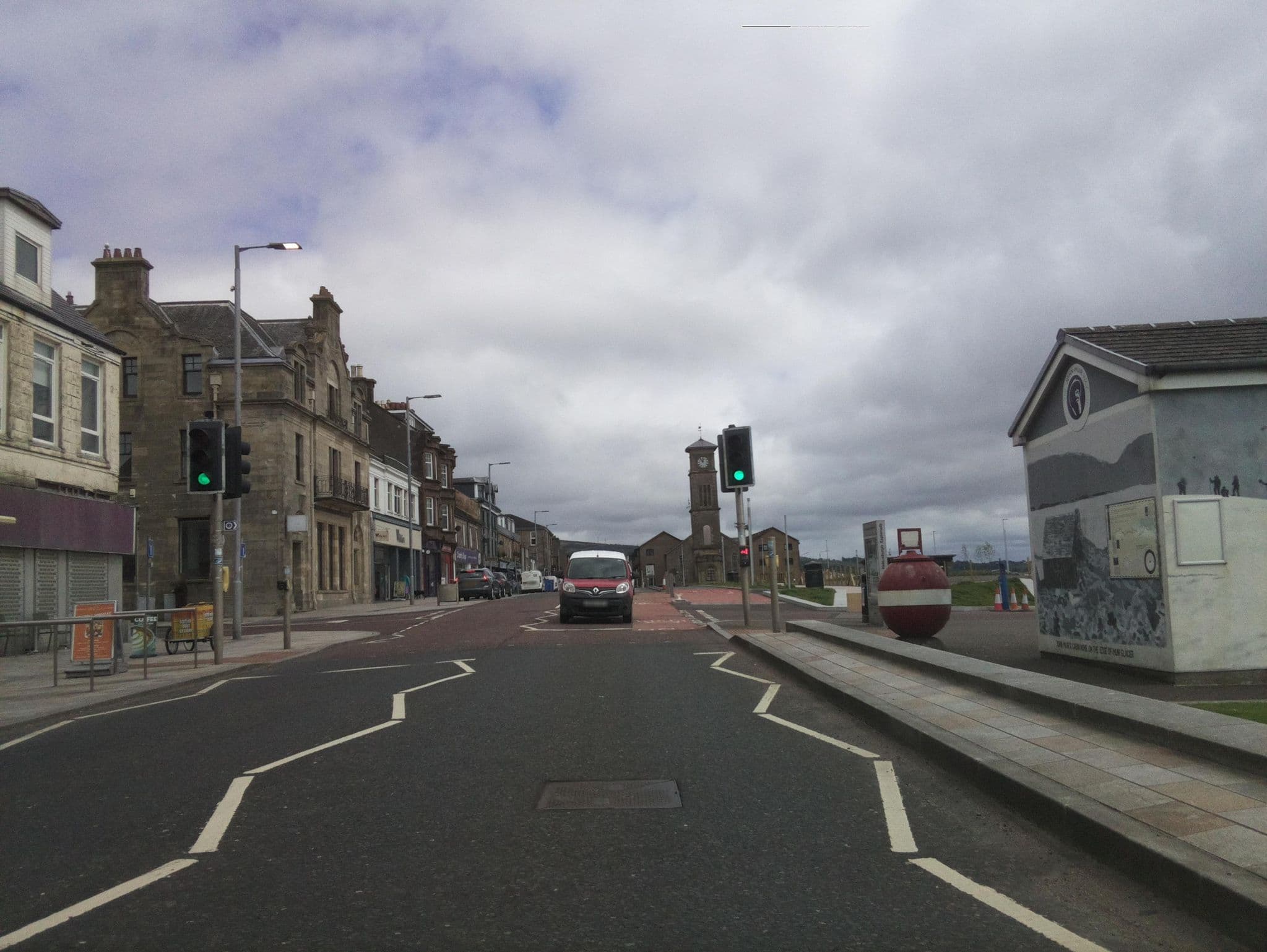 Street view near La Jupe, Helensburgh — © southglos (CC BY-SA · Mapillary)