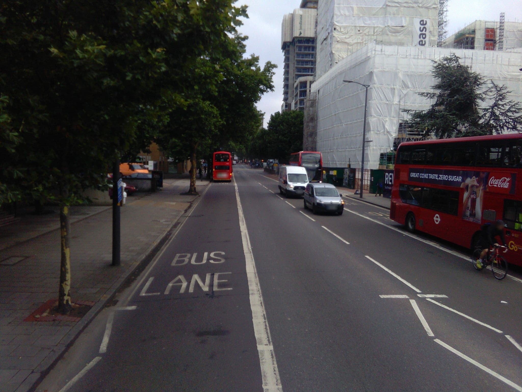 Street view near SafeStay Hostel, Lambeth — © ris (CC BY-SA · Mapillary)