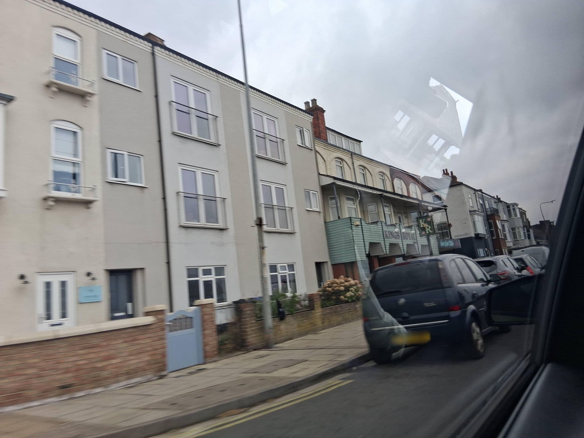 Street view near Kings Royal Hotel, Cleethorpes — © Lapscle (CC BY-SA · Mapillary)