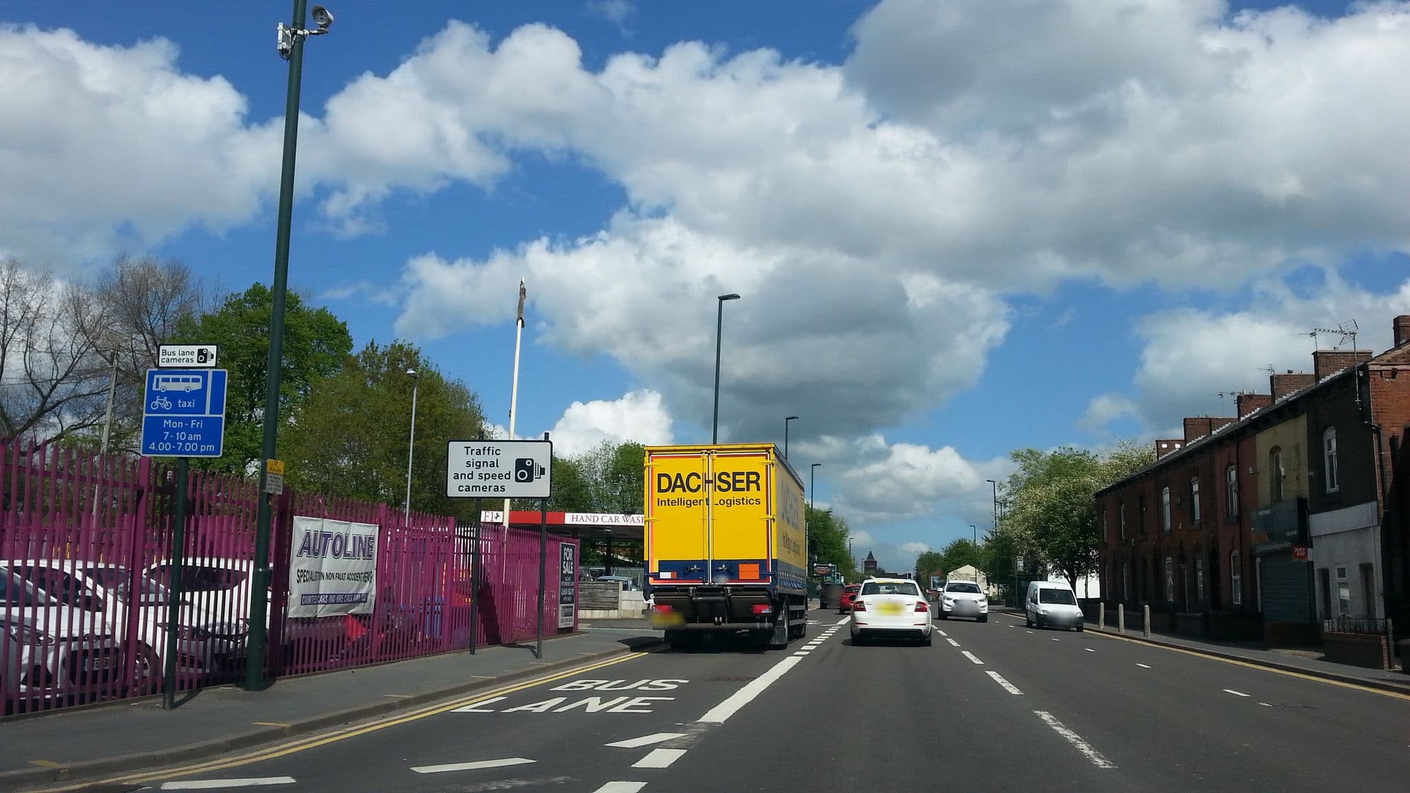 Street view near Boss Hotel, Failsworth — © adam2 (CC BY-SA · Mapillary)