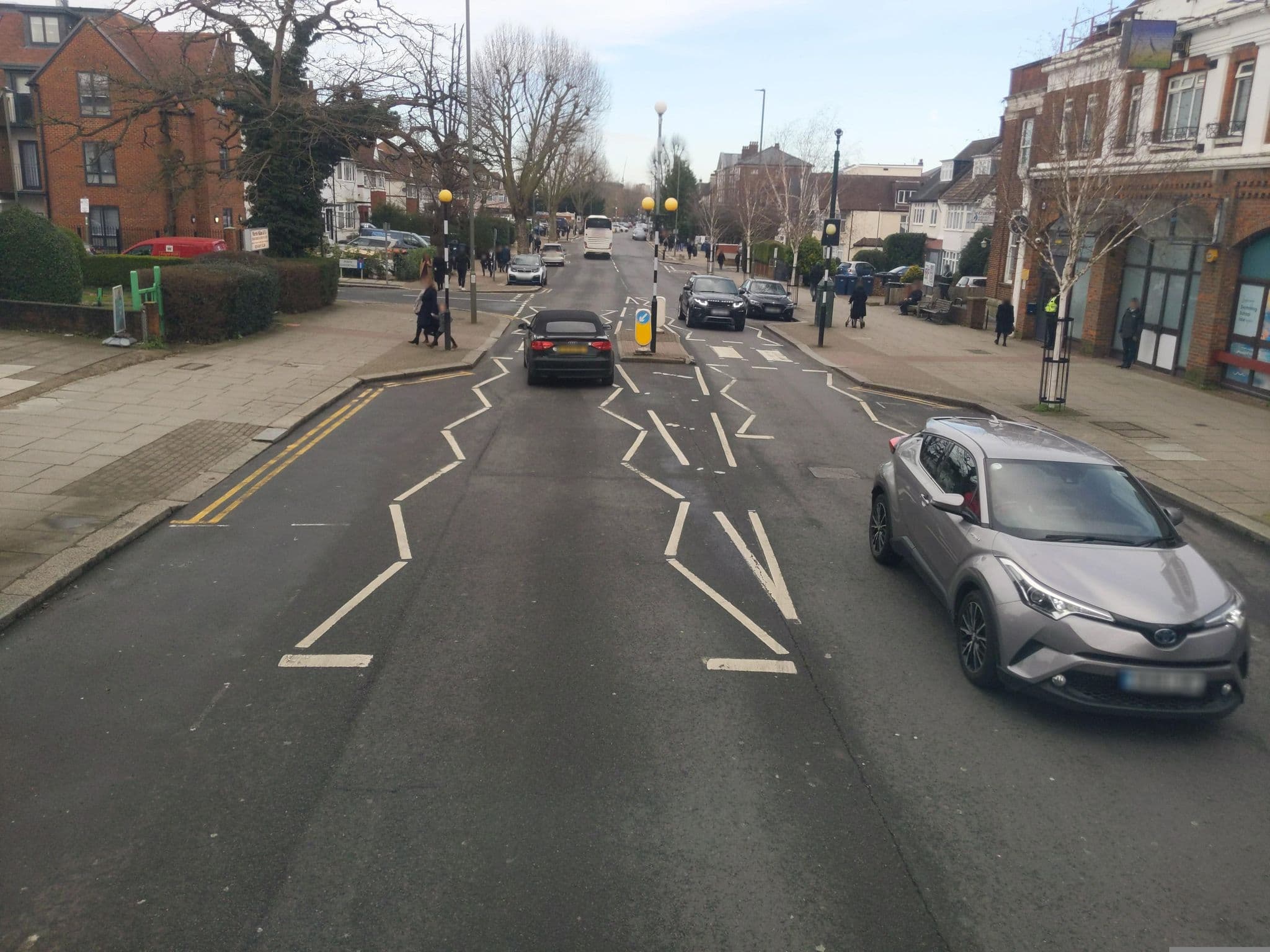 Street view near NOX Hotels, Golders Green — © harry_wood (CC BY-SA · Mapillary)