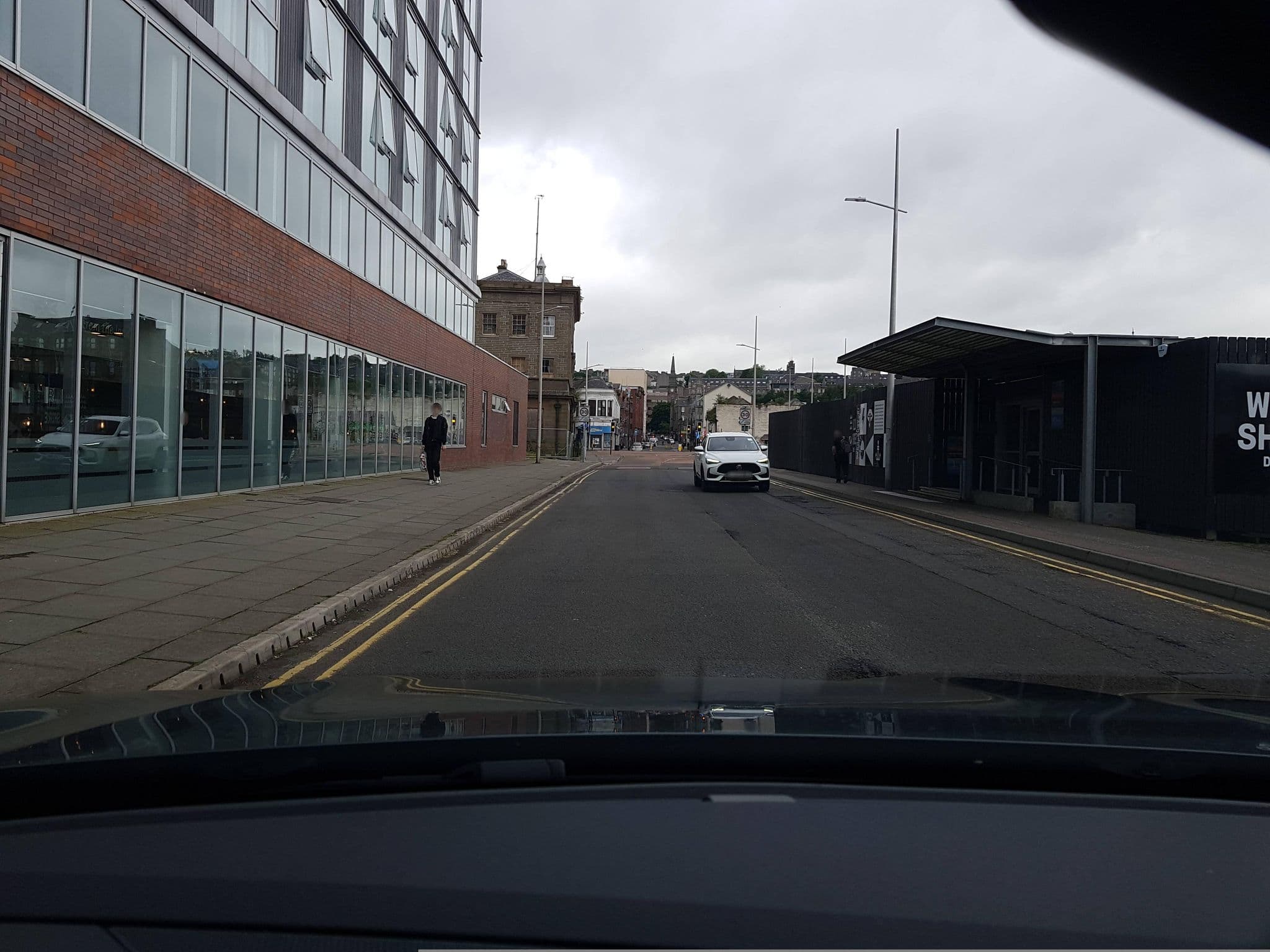 Street view near Apex Hotel, Dundee — © toho (CC BY-SA · Mapillary)