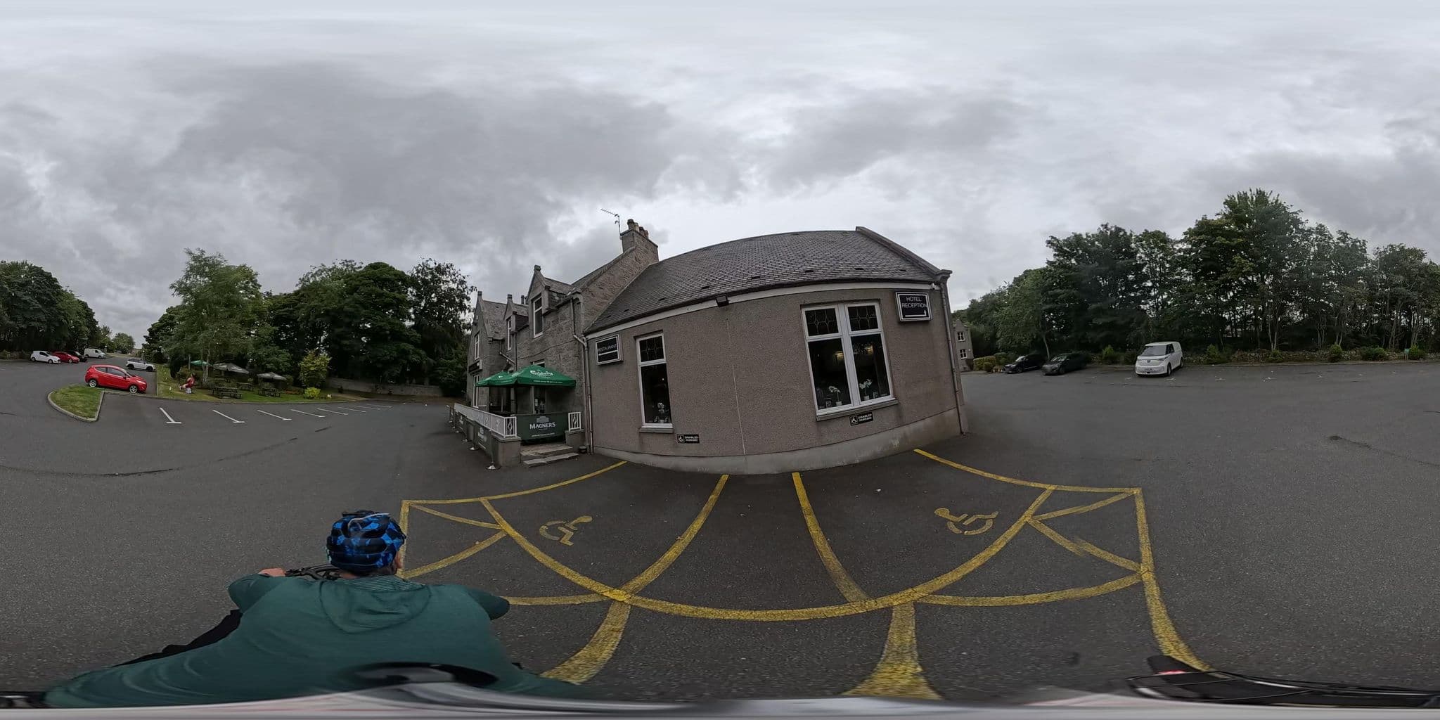 Street view near Pinehurst Lodge, Dyce — © coetserw (CC BY-SA · Mapillary)
