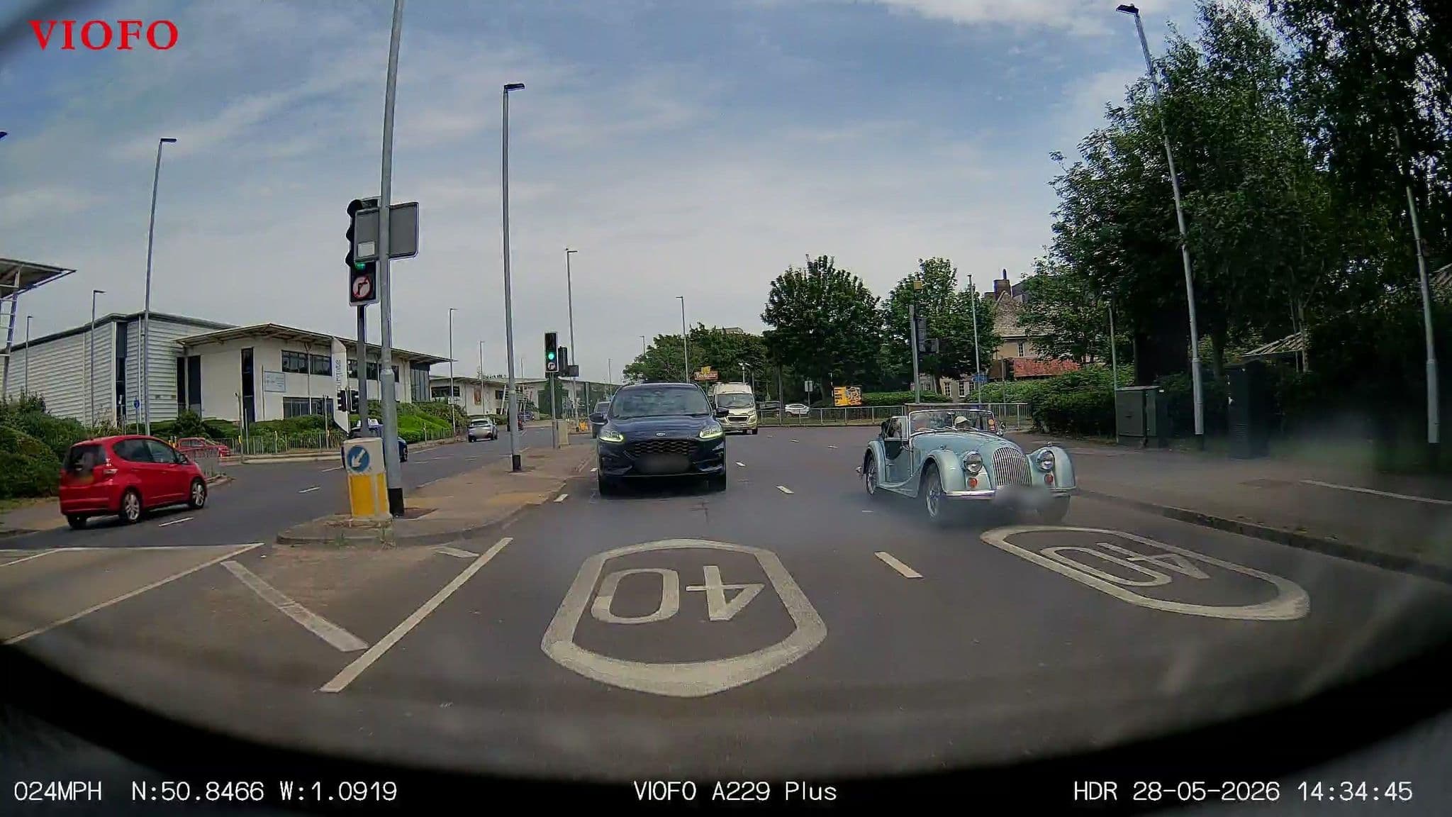 Street view near Premier Inn (Port Solent), Cosham — © RyanBush (CC BY-SA · Mapillary)
