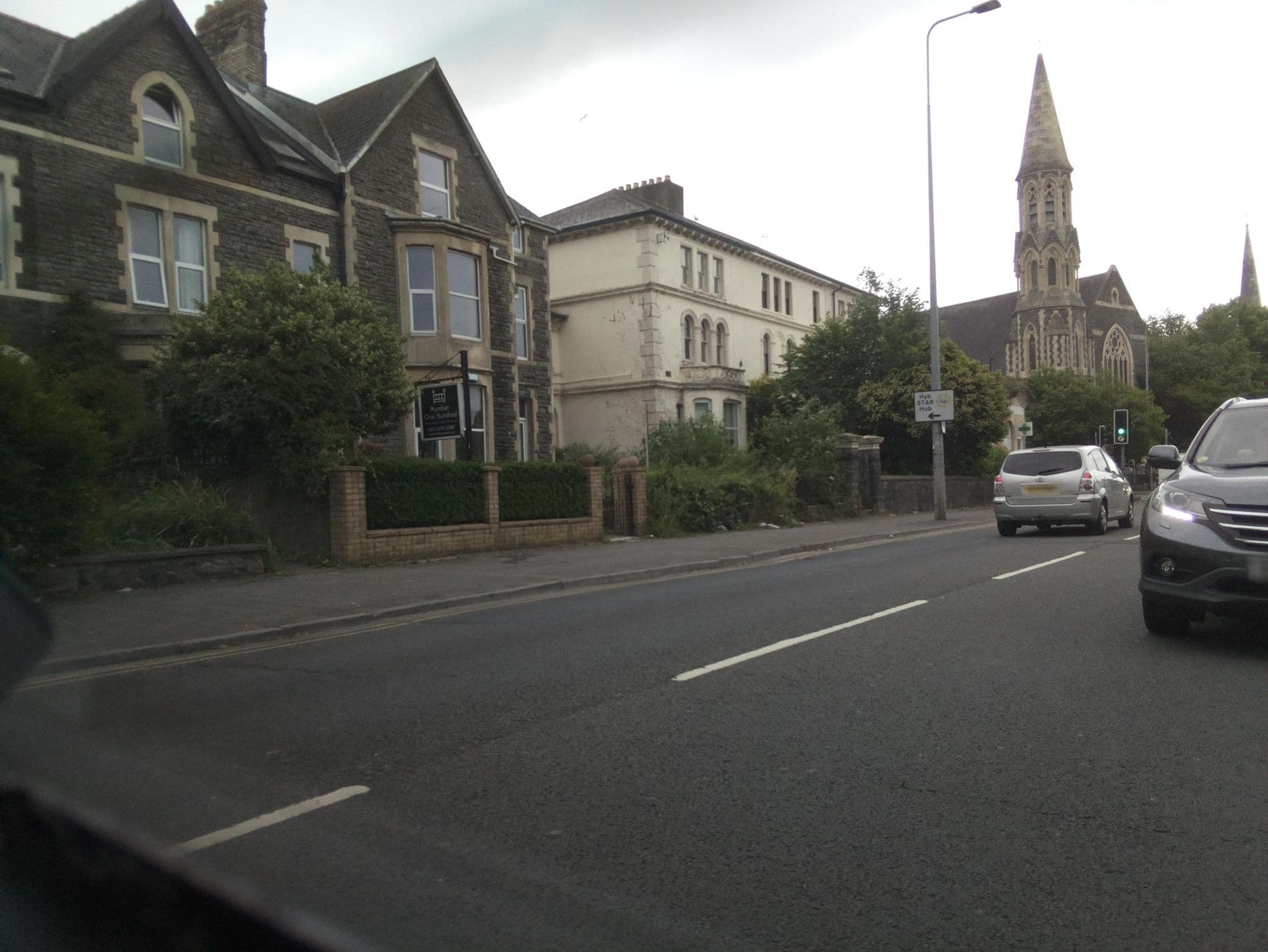 Street view near Hotel One Hundred, Cardiff — © southglos (CC BY-SA · Mapillary)