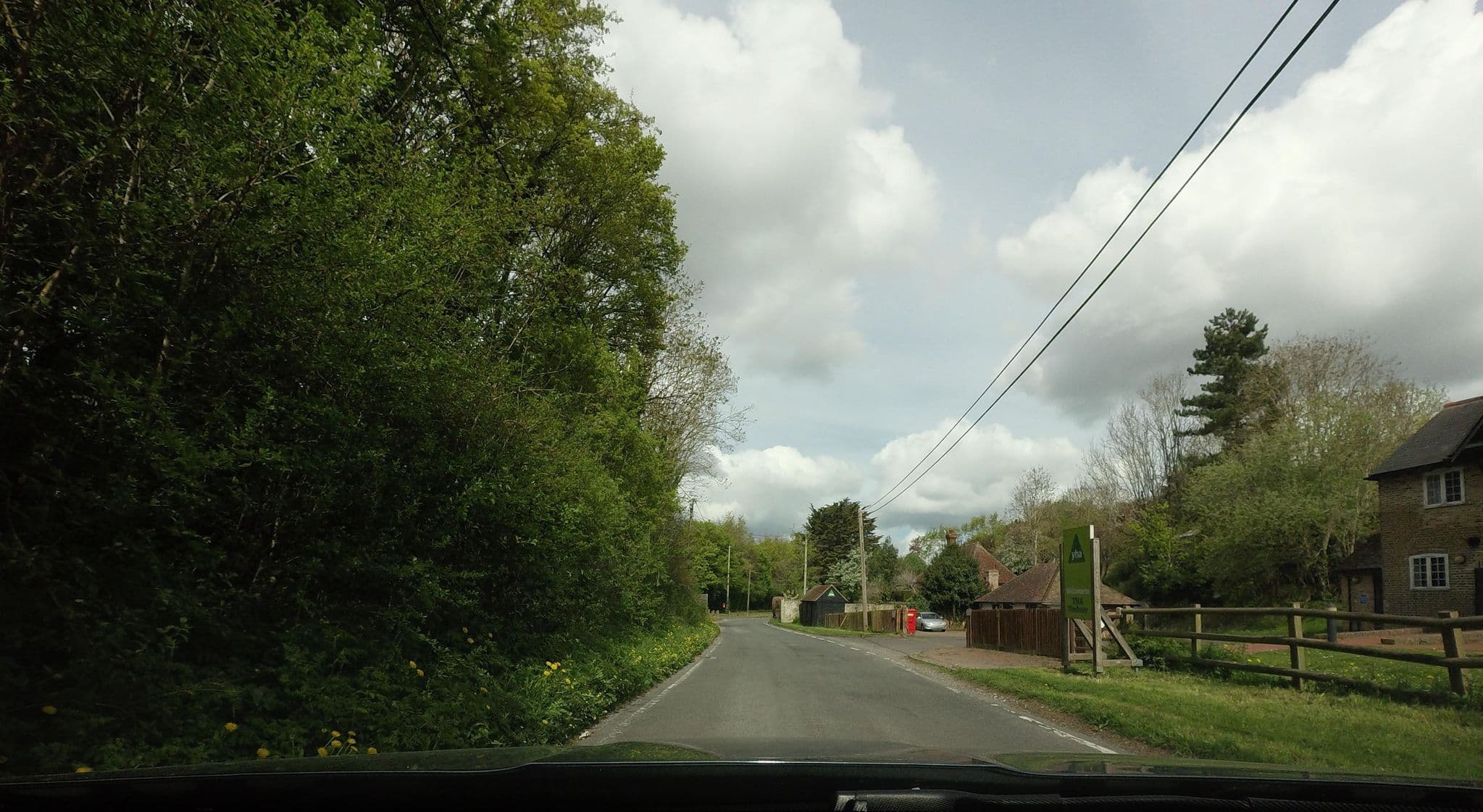 Street view near YHA Medway, Chatham — © tallguy (CC BY-SA · Mapillary)