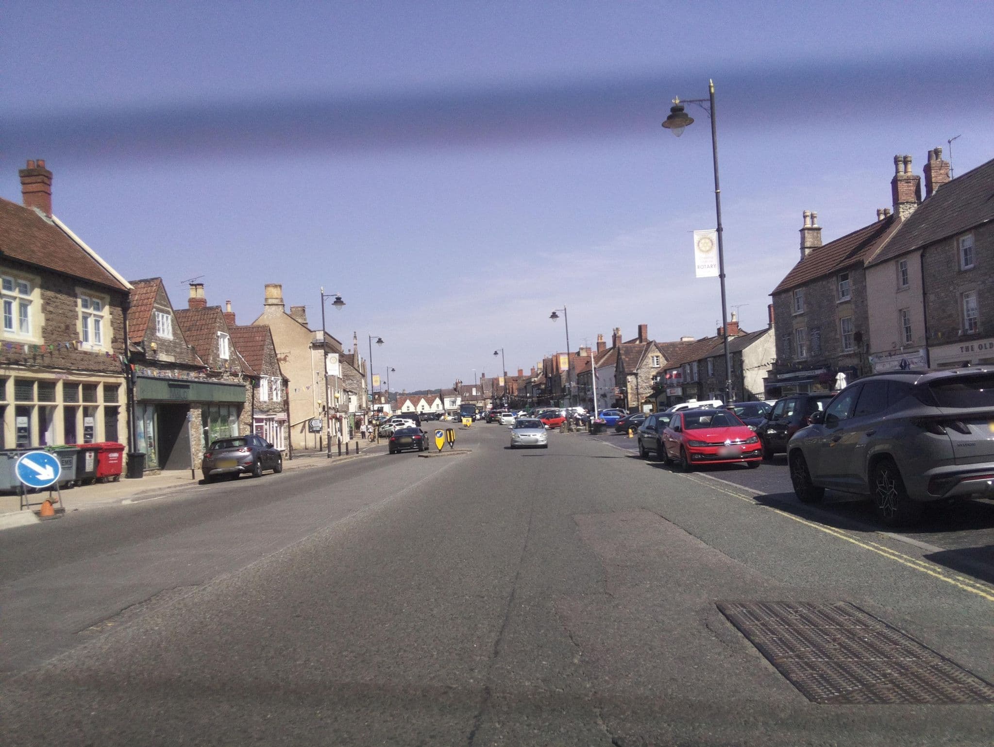 Street view near The Old Bank Hotel, Chipping Sodbury — © southglos (CC BY-SA · Mapillary)