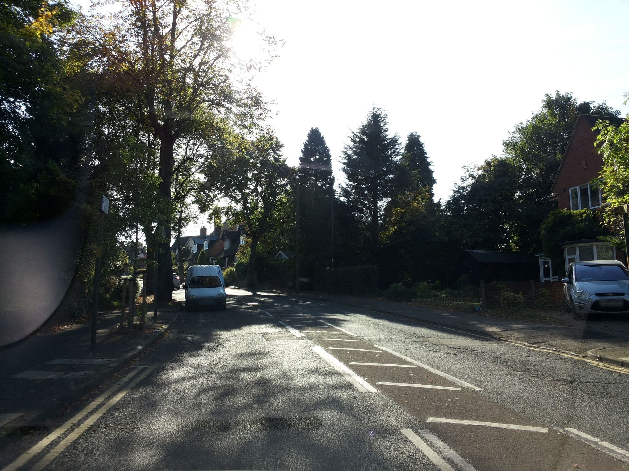 Street view near The Old Farm Hotel, Bartley Green — © endszbrxns (CC BY-SA · Mapillary)