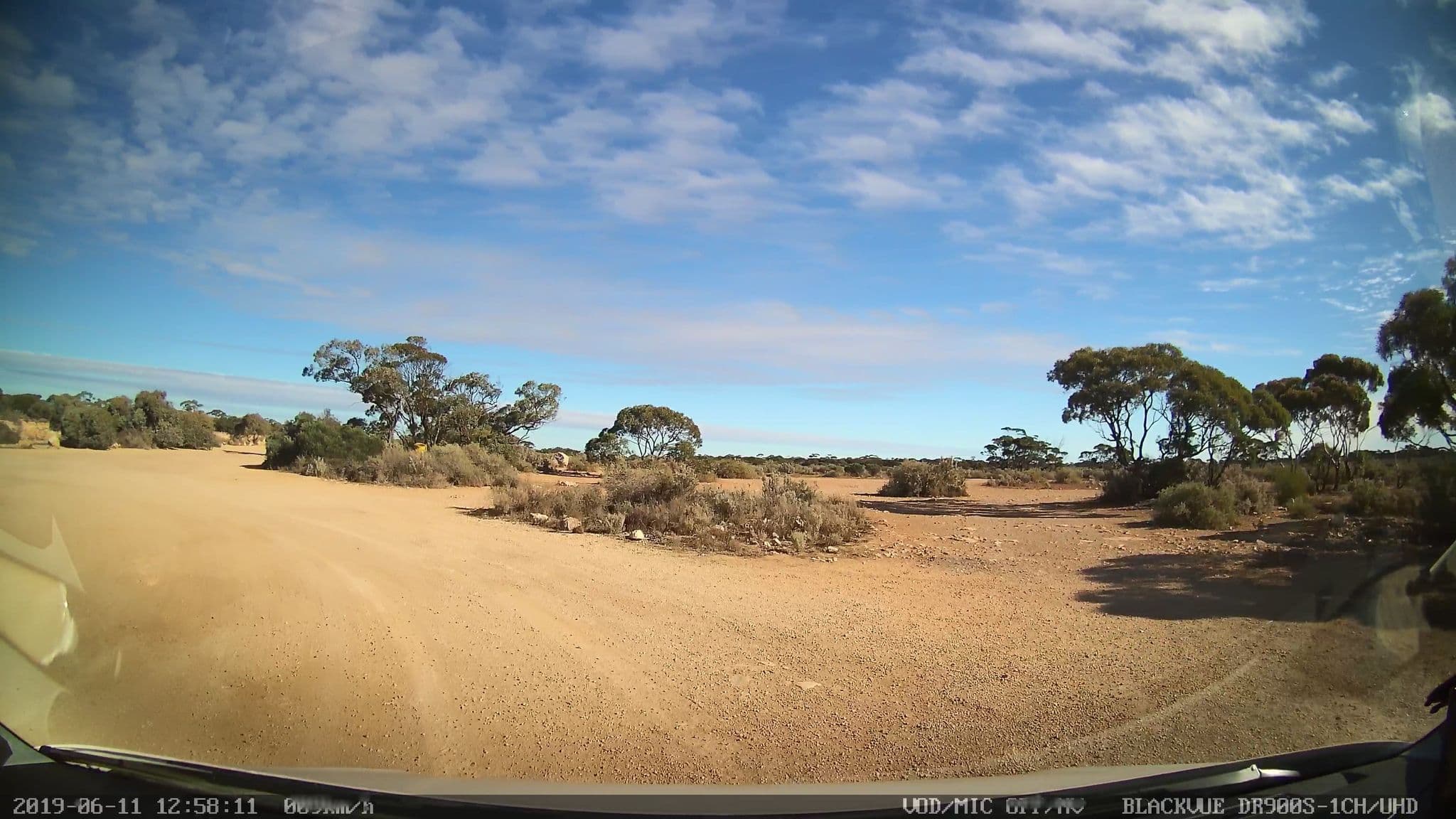 Street view near Madura Pass Lookout, Kambalda East — © bob3bob3 (CC BY-SA · Mapillary)