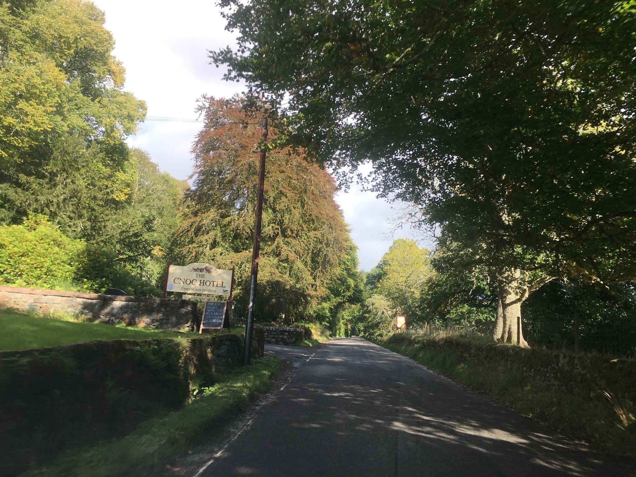 Street view near The Cnoc Hotel, Beauly — © ccbb7766 (CC BY-SA · Mapillary)