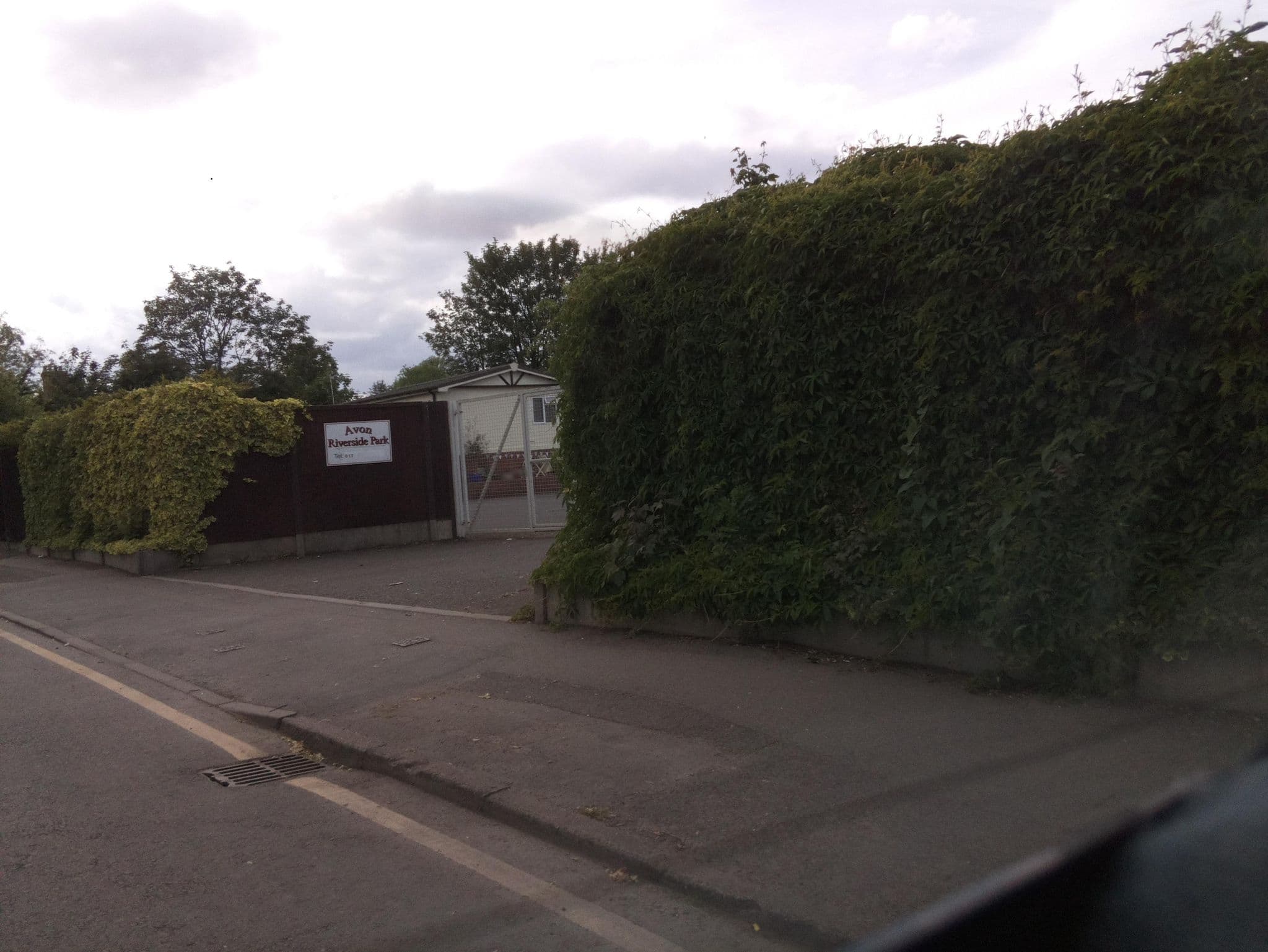 Street view near Avon Riverside Park, Evesham — © southglos (CC BY-SA · Mapillary)