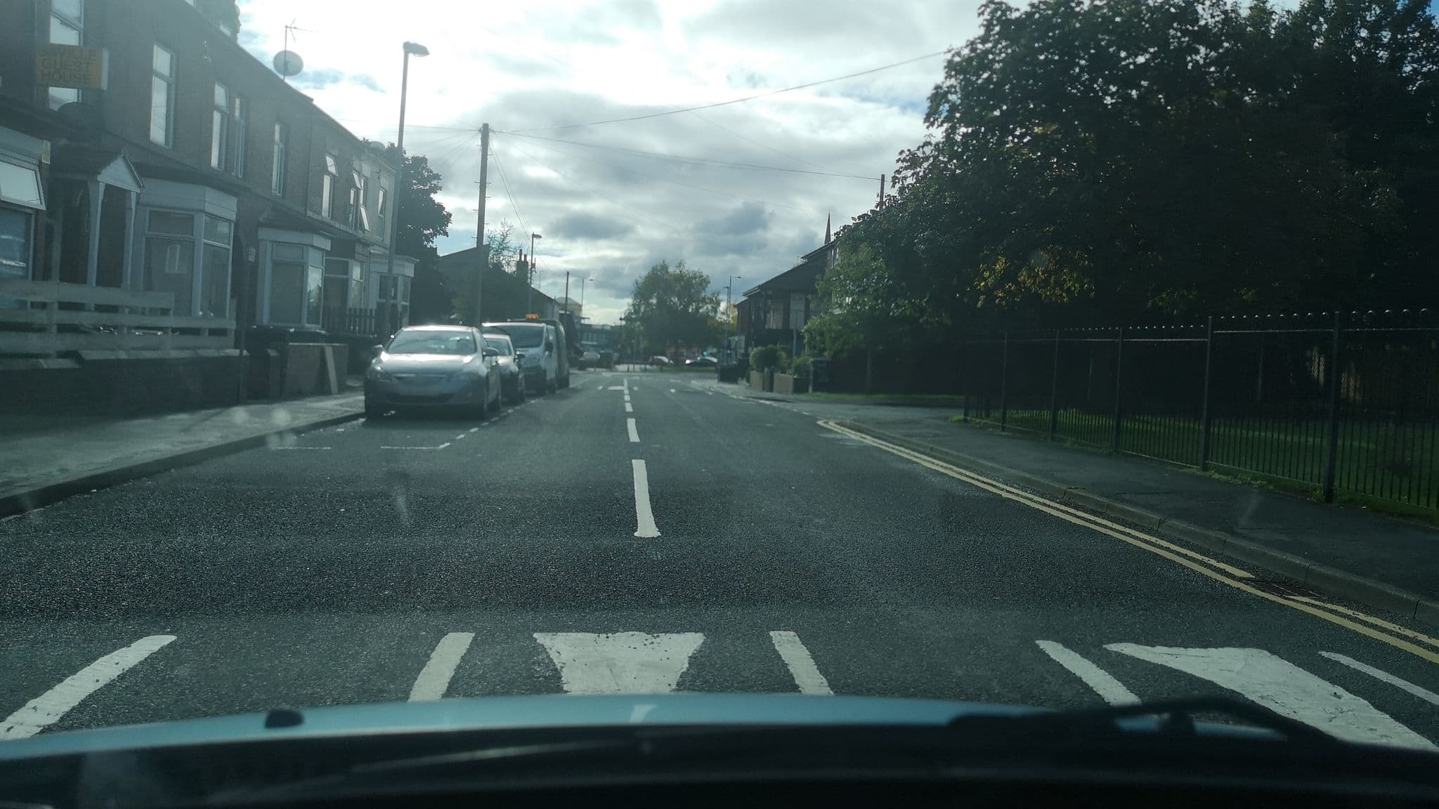 Street view near Saville Guest House, Wakefield — © cuttlebug (CC BY-SA · Mapillary)