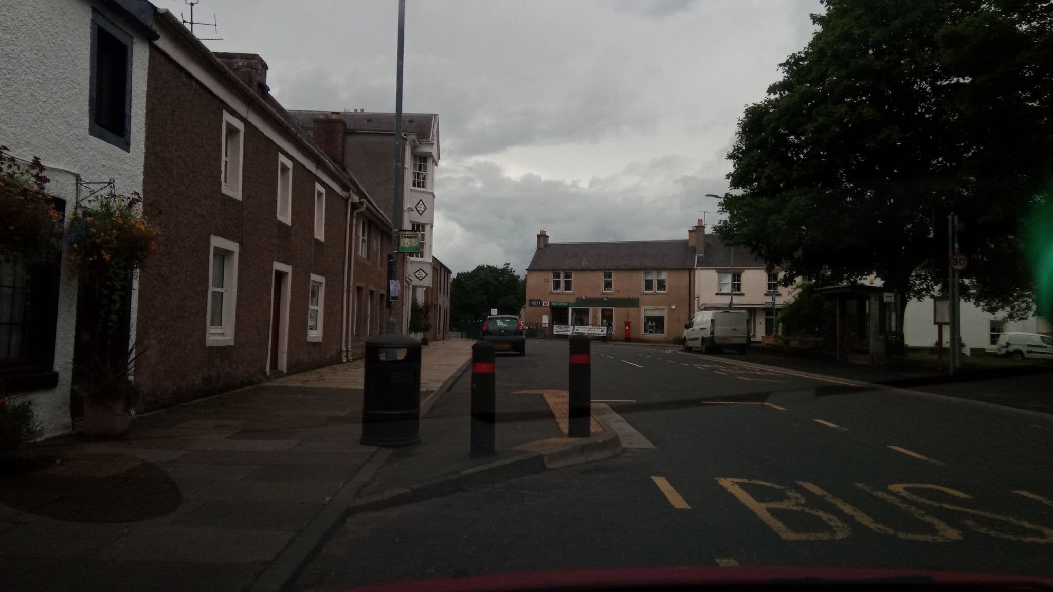 Street view near The Auld Cross Keys Inn, Hawick — © victuallers (CC BY-SA · Mapillary)