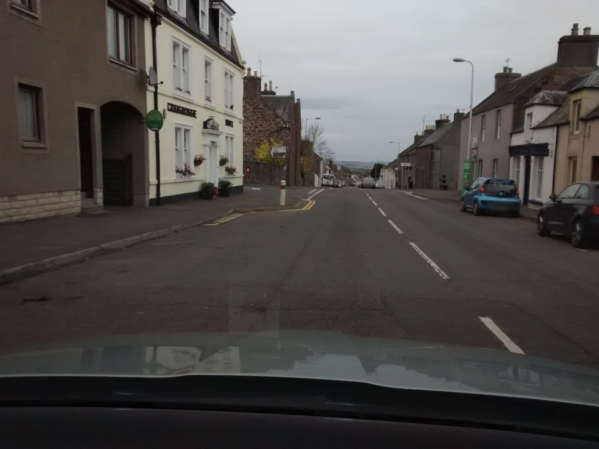 Street view near Craigrossie Hotel, Auchterarder — © hobgoblin (CC BY-SA · Mapillary)