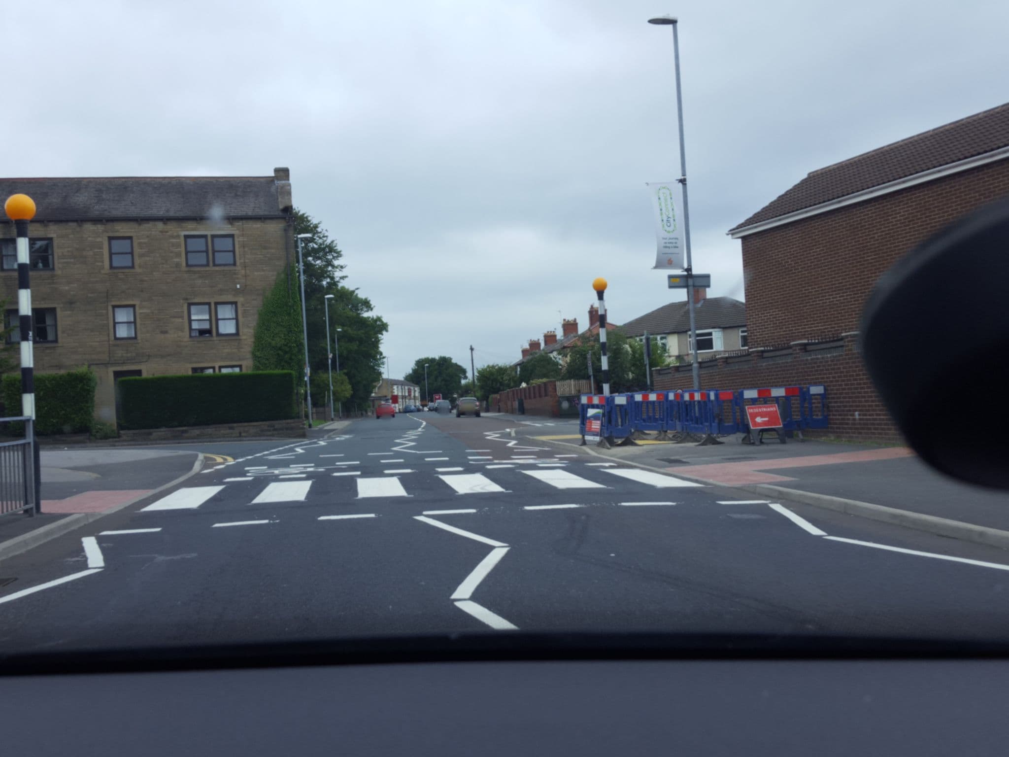 Street view near Southend Guest House, Pudsey — © shadycraig (CC BY-SA · Mapillary)