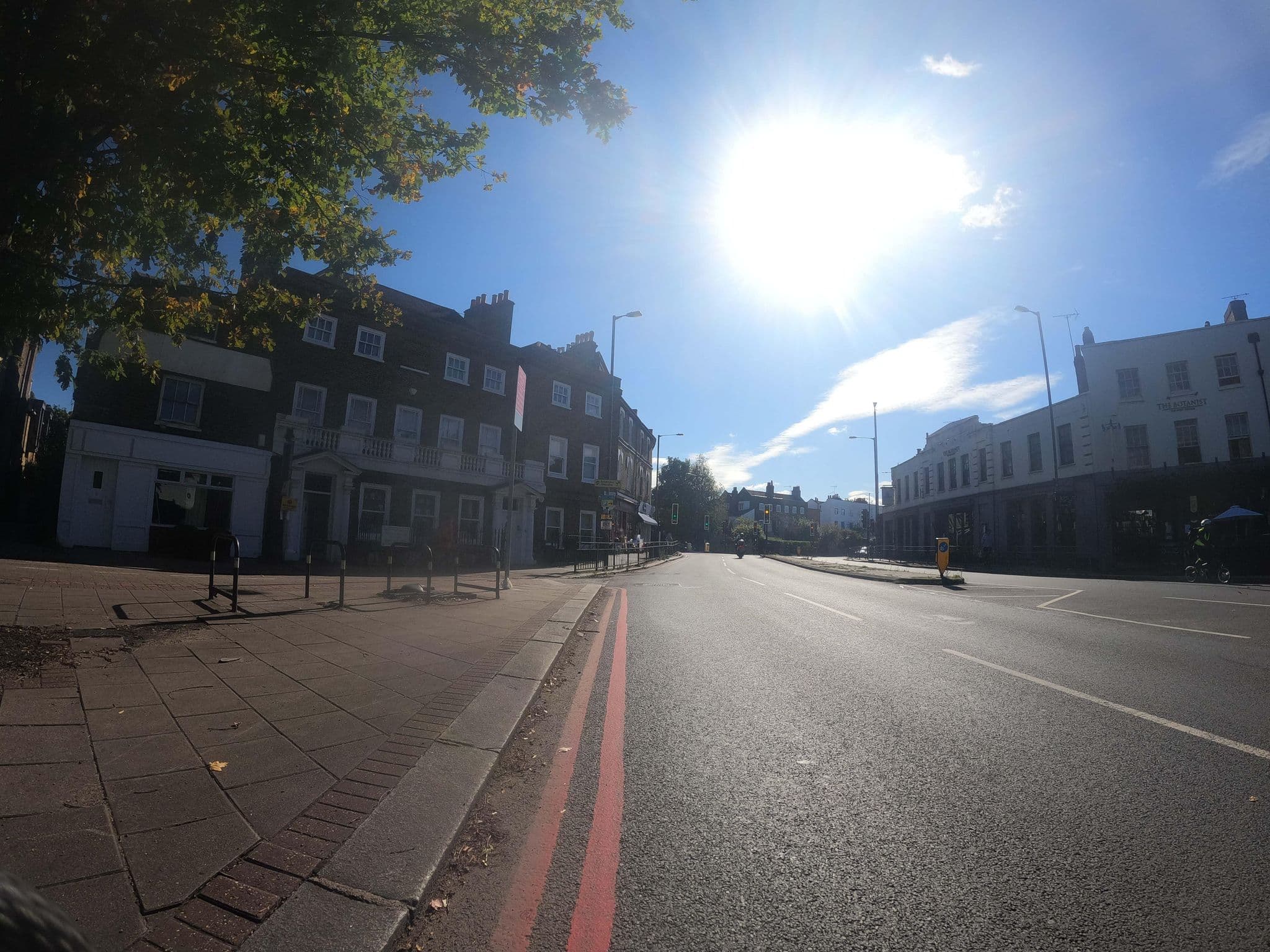 Street view near Coach & Horses, Kew — © milhouse (CC BY-SA · Mapillary)