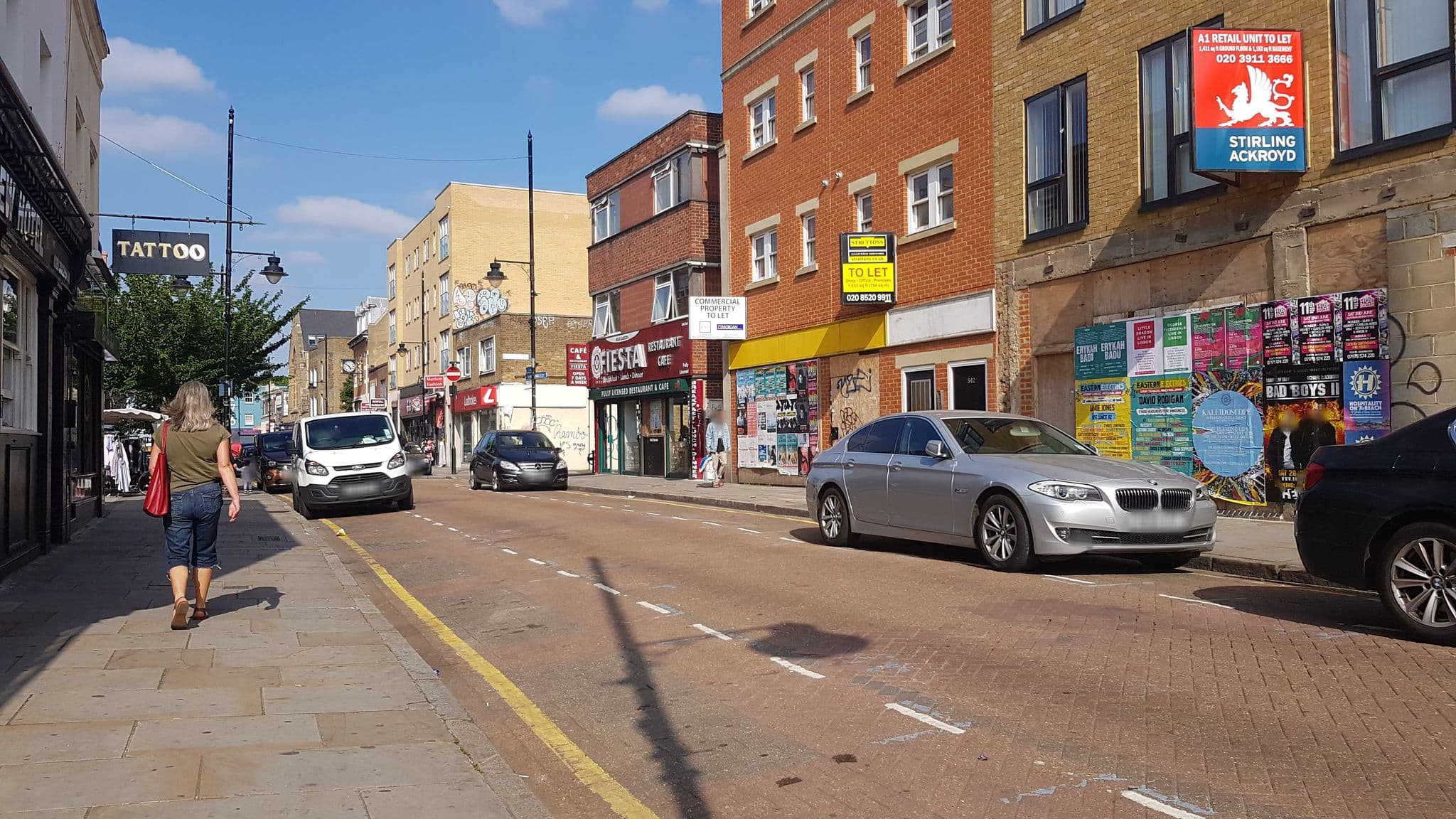 Street view near City View Hotel, Bow — © matthewitt (CC BY-SA · Mapillary)
