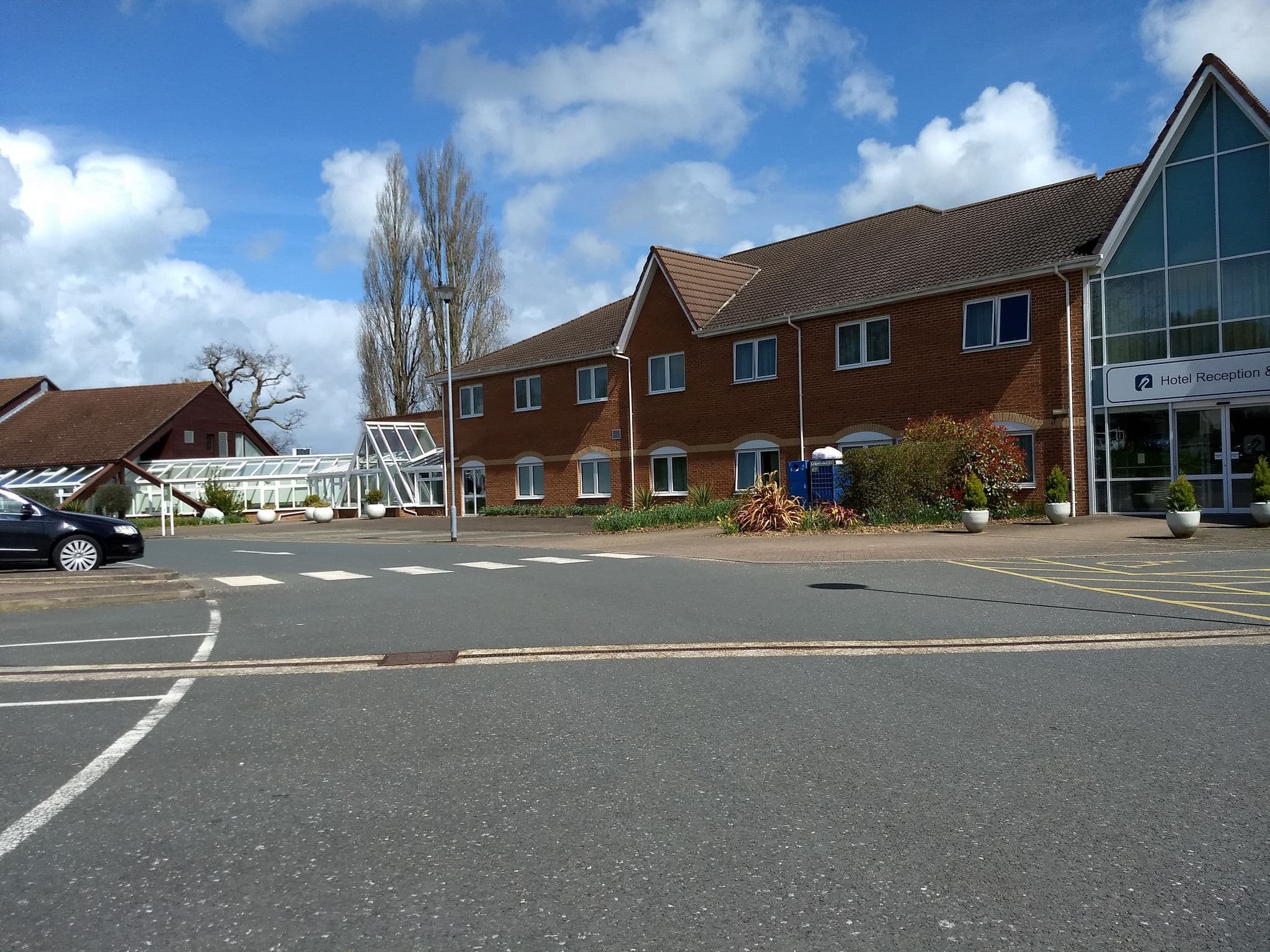 Street view near Lakeside Hotel, Ryde — © mappernerd (CC BY-SA · Mapillary)