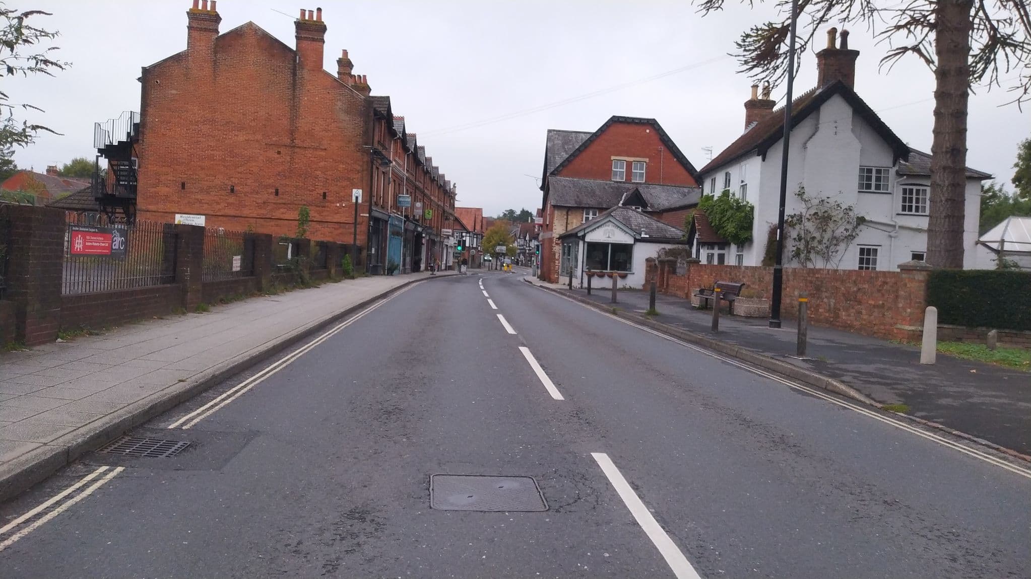Street view near Forest Cottage Bed & Breakfast, Lyndhurst — © noid (CC BY-SA · Mapillary)