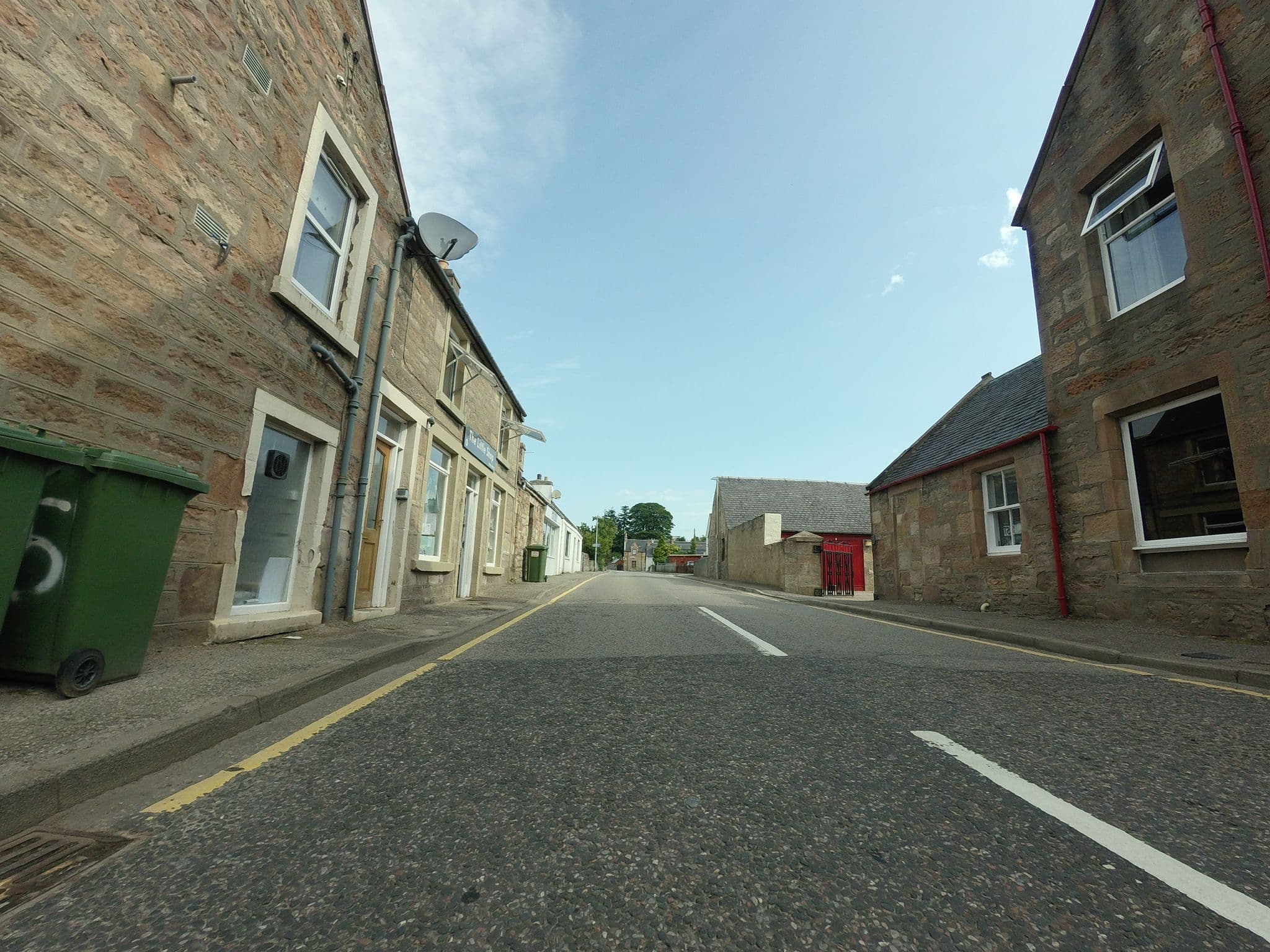 Street view near Commercial Hotel, Alness — © tallguy (CC BY-SA · Mapillary)