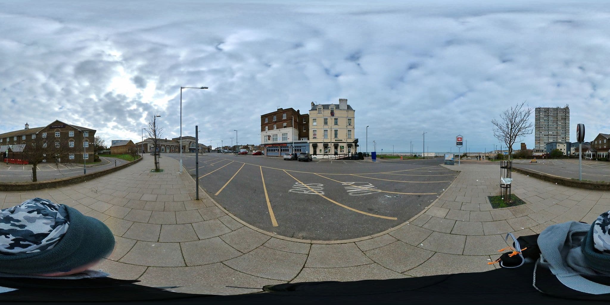 Street view near The Happy Dolphin, Margate — © jkingsleya (CC BY-SA · Mapillary)