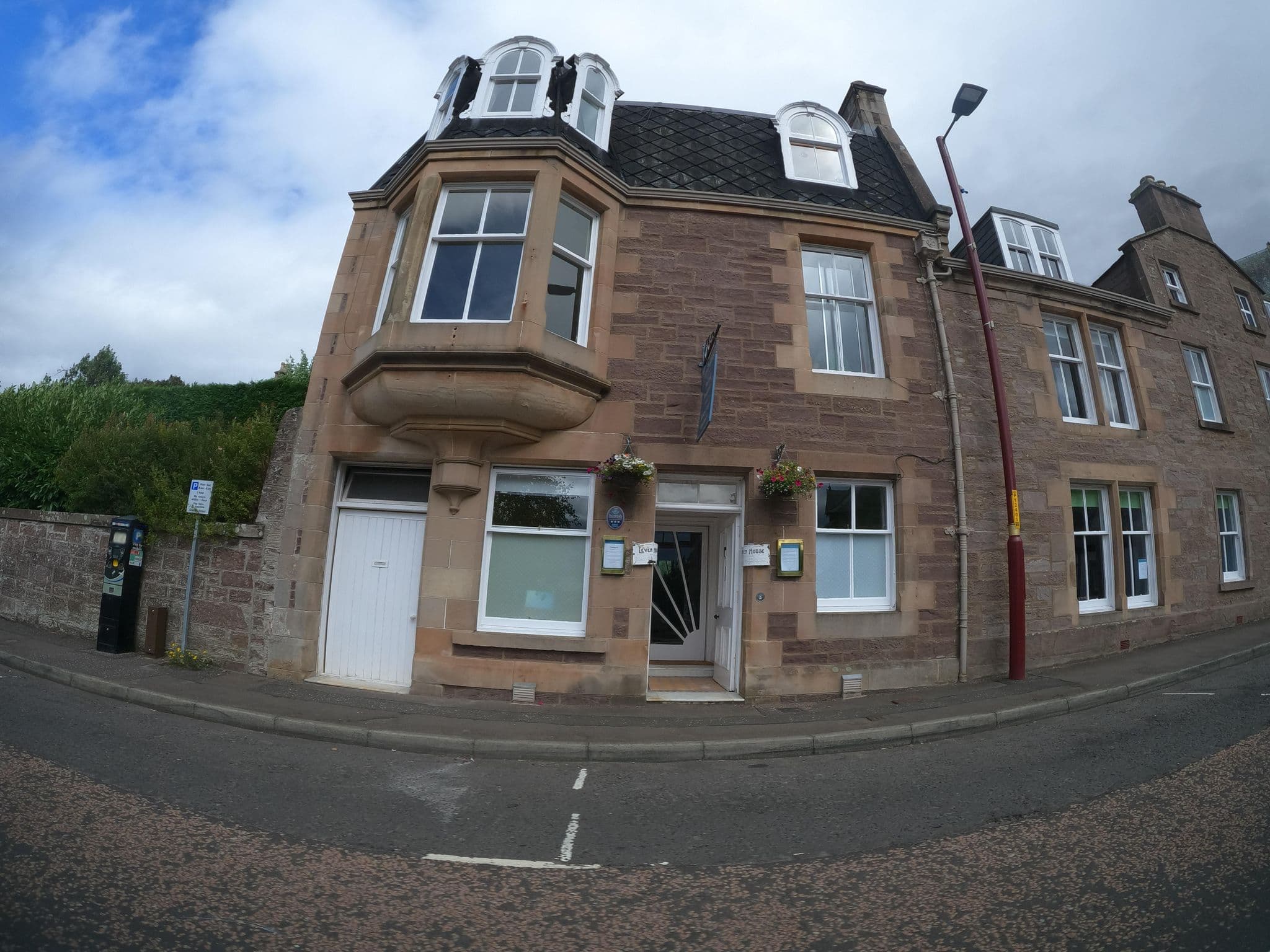 Street view near Leven House Hotel, Crieff — © hobgoblin (CC BY-SA · Mapillary)