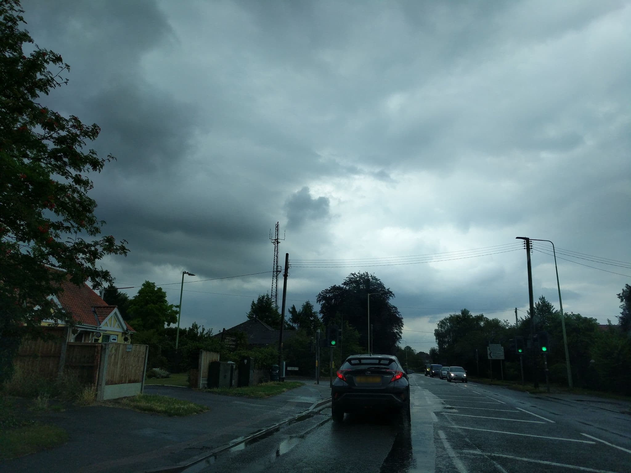 Street view near Wayside Bed & Breakfast, Mildenhall — © adam2 (CC BY-SA · Mapillary)