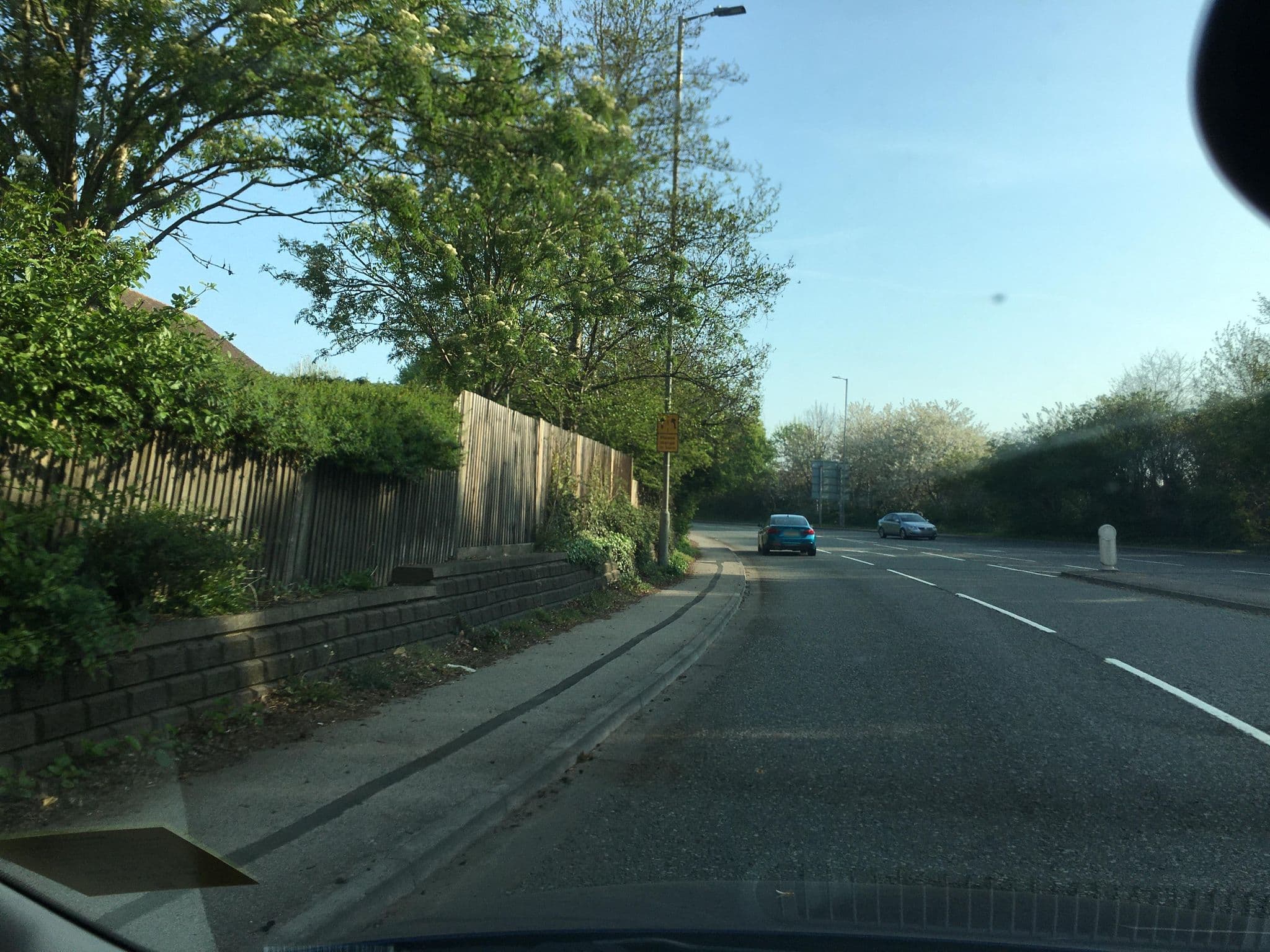 Street view near Premier Inn, Sandhurst — © darbymark (CC BY-SA · Mapillary)