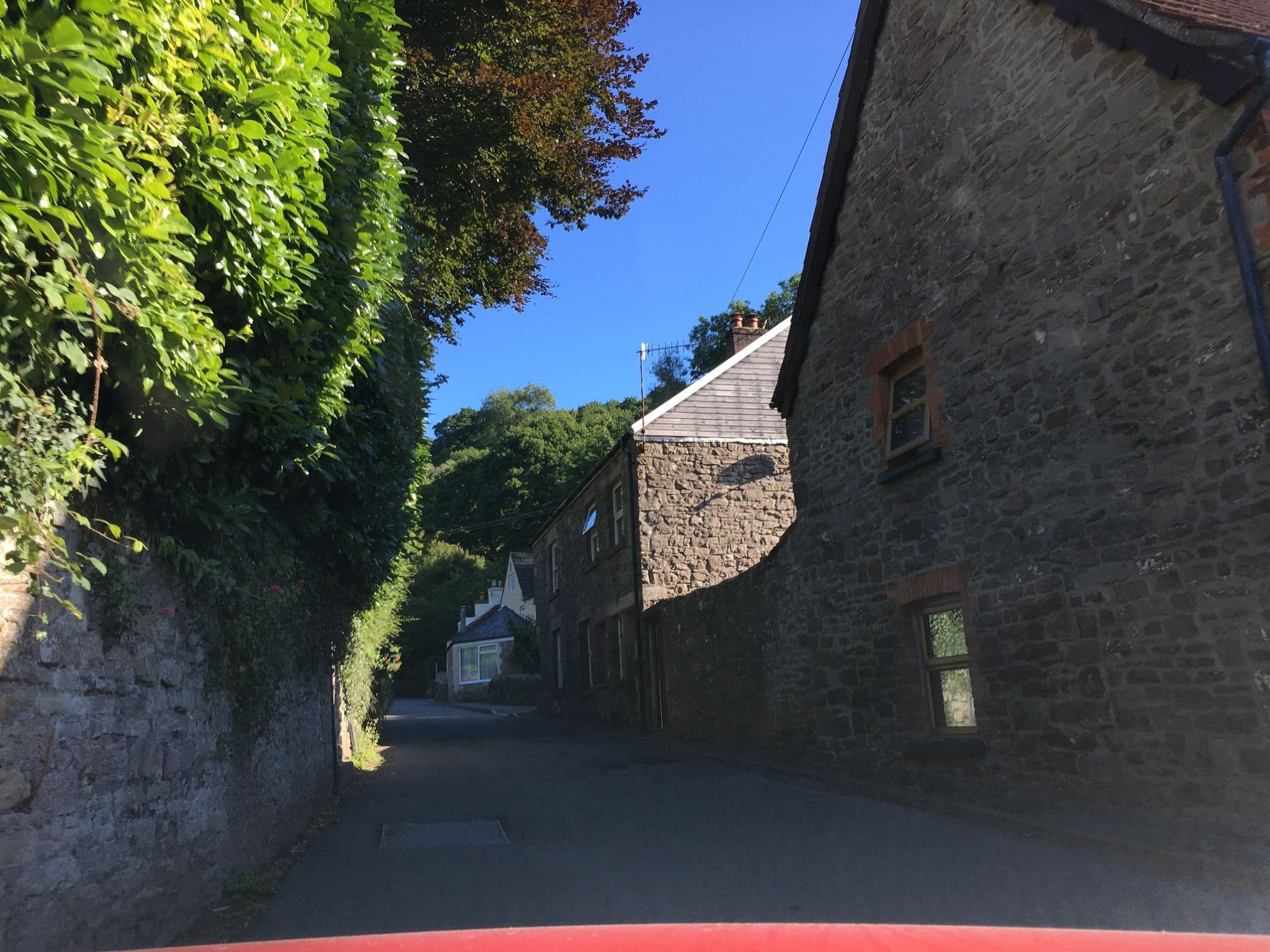 Street view near Wye Valley Hotel, Chepstow — © southglos (CC BY-SA · Mapillary)