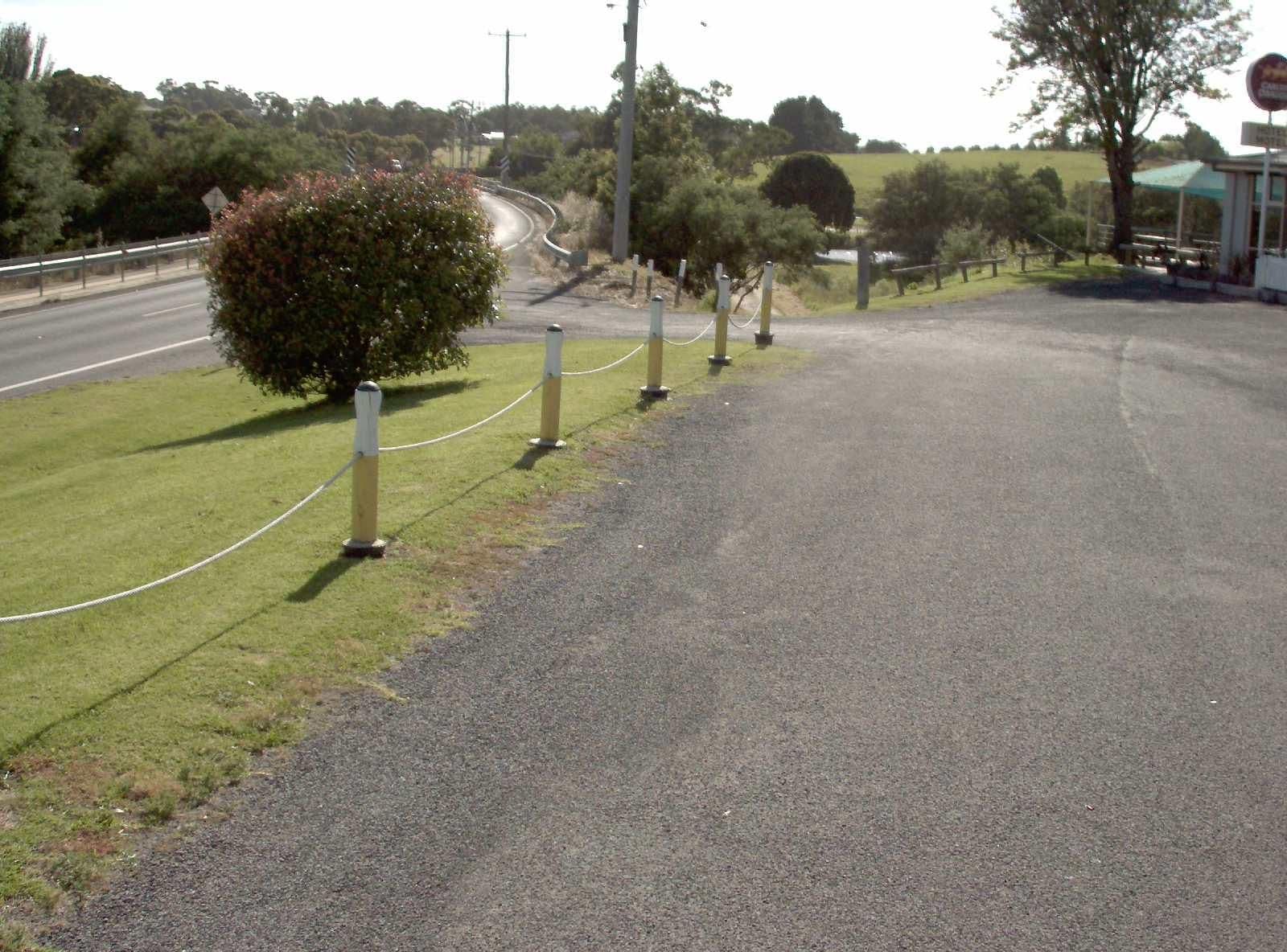 Street view near Swan Reach Hotel, Metung — © vicroads (CC BY-SA · Mapillary)