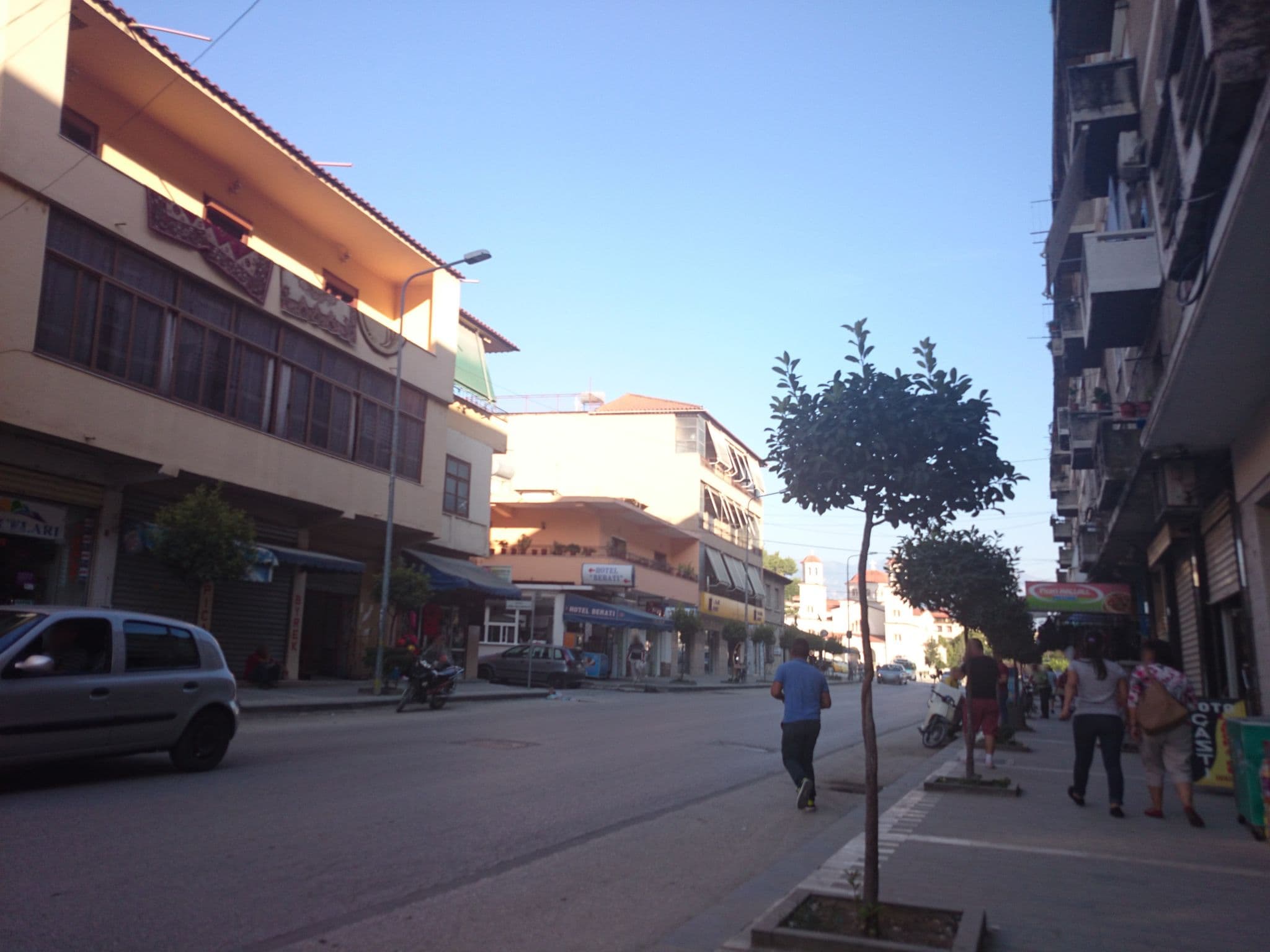 Street view near Berati, Berat — © ebel (CC BY-SA · Mapillary)