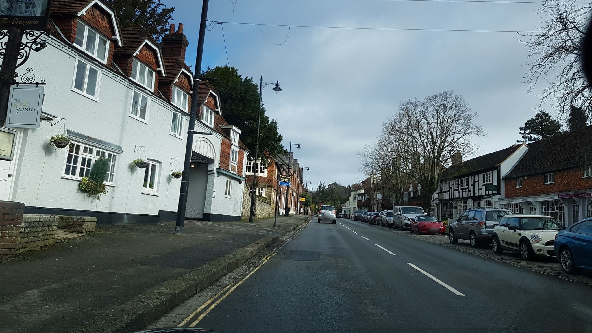 Street view near Georgian House Hotel, Haslemere — © richardc (CC BY-SA · Mapillary)