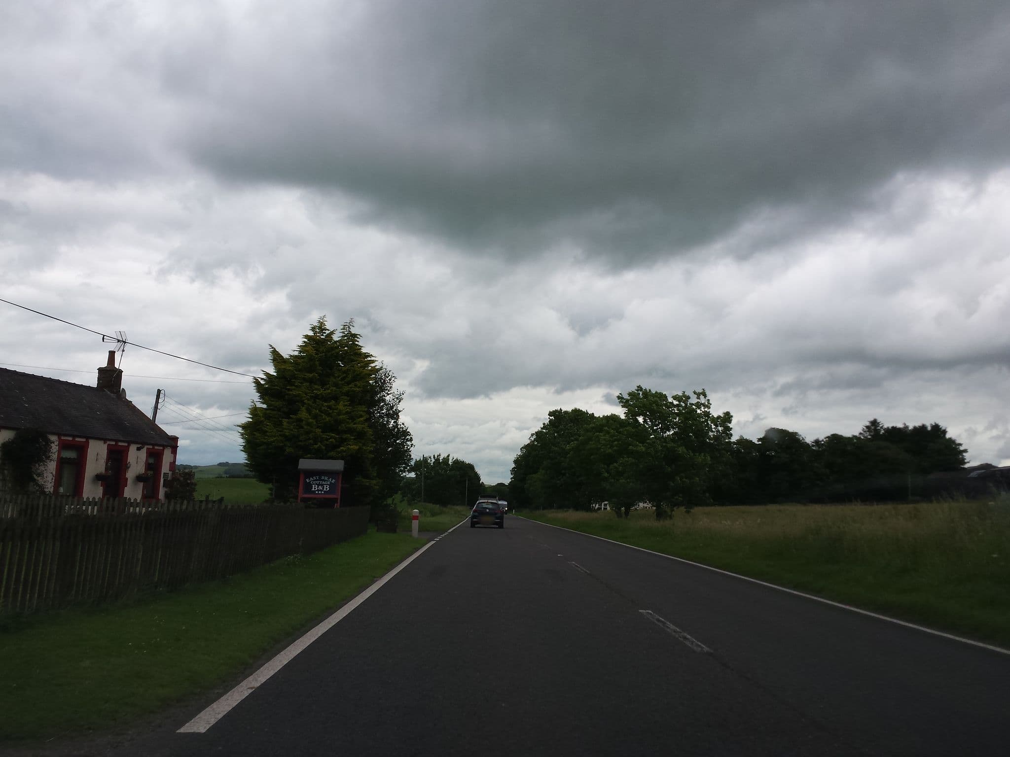 Street view near East Bray Cottage B&B, Dumfries — © rudolfmayer (CC BY-SA · Mapillary)