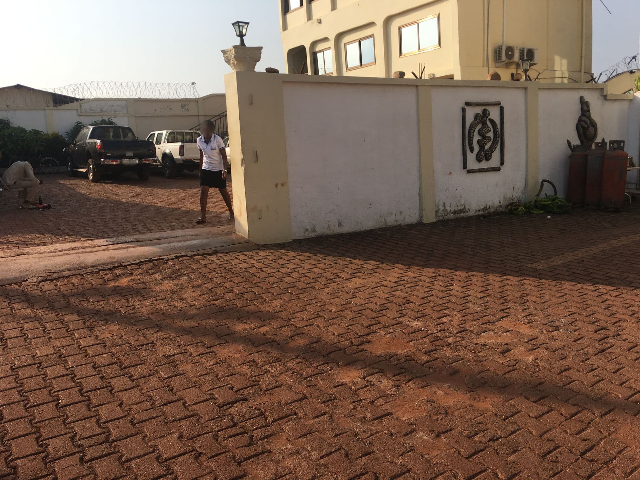 Street view near Encom Hotel Limited, Techiman — © magma18 (CC BY-SA · Mapillary)