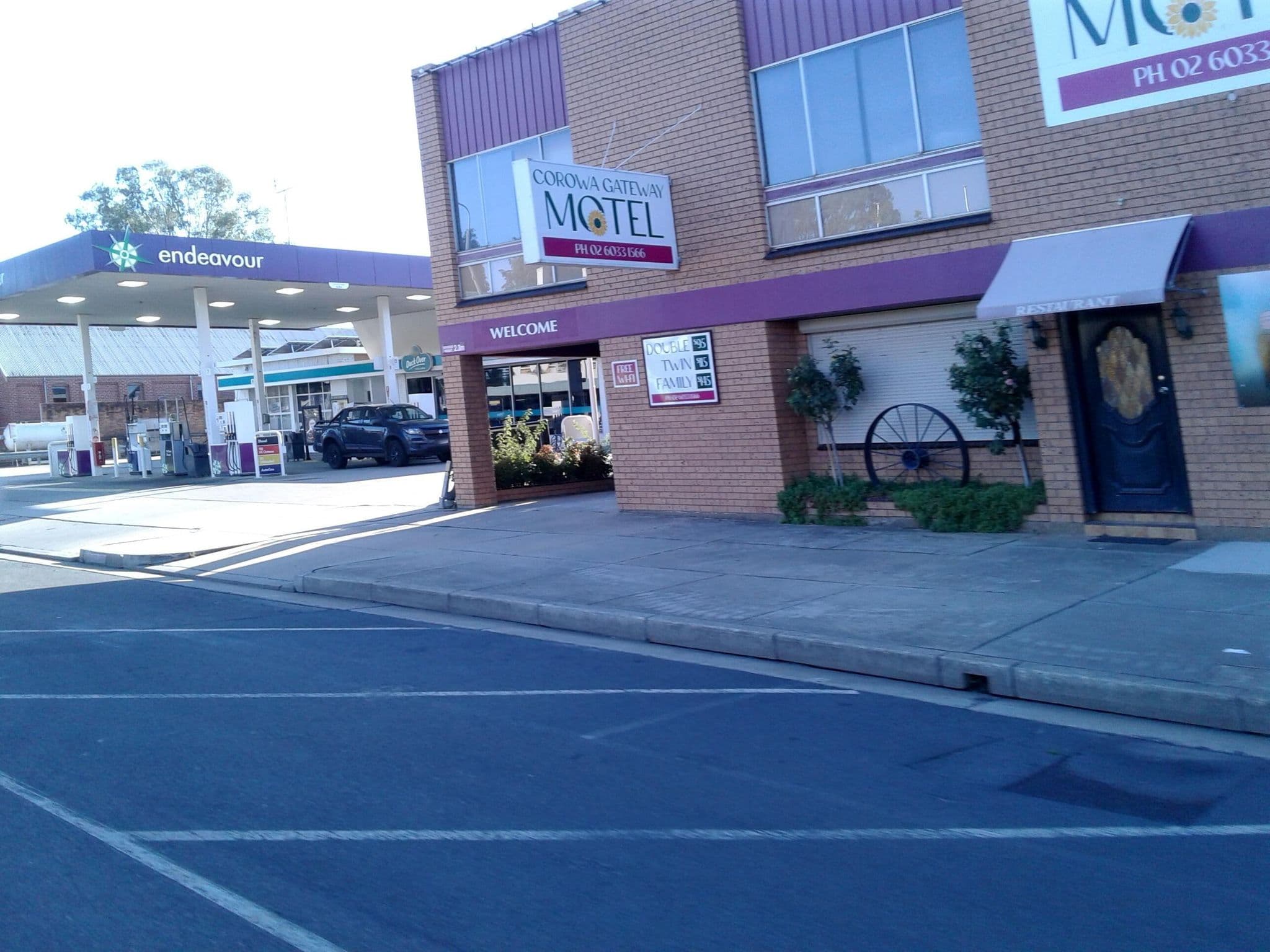 Street view near Corowa Gateway Motel, Corowa — © bob3bob3 (CC BY-SA · Mapillary)