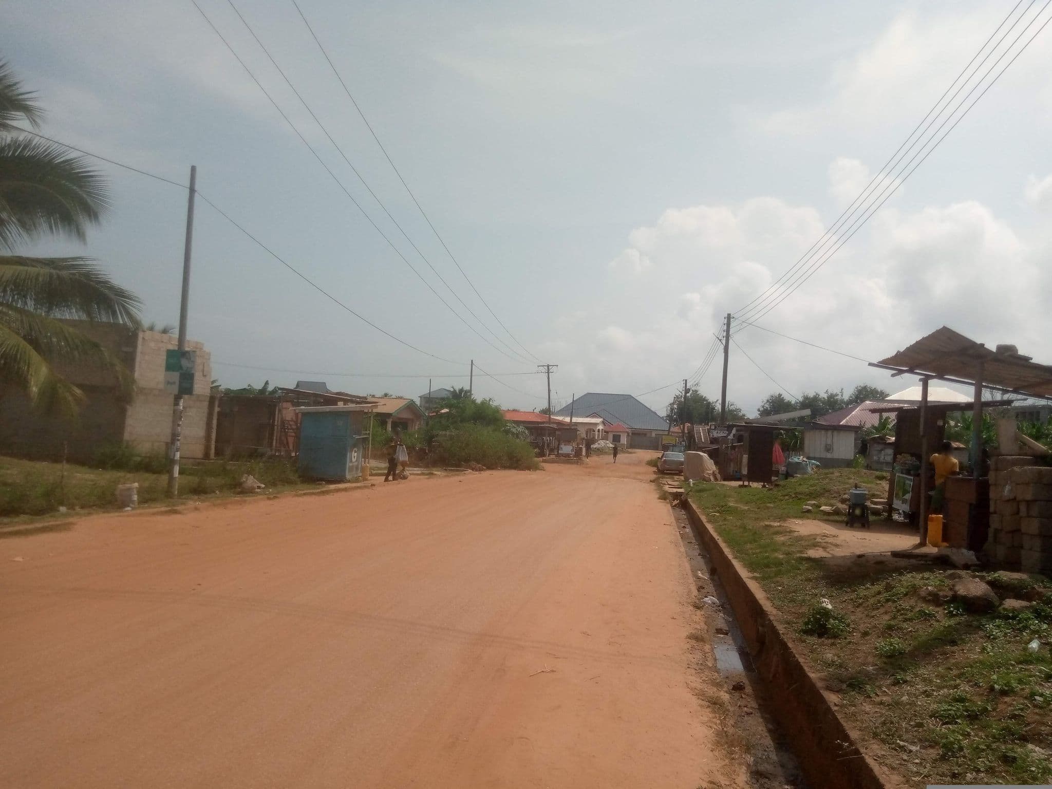 Street view near Round Place Hostel, Elmina — © KukuaYorke (CC BY-SA · Mapillary)
