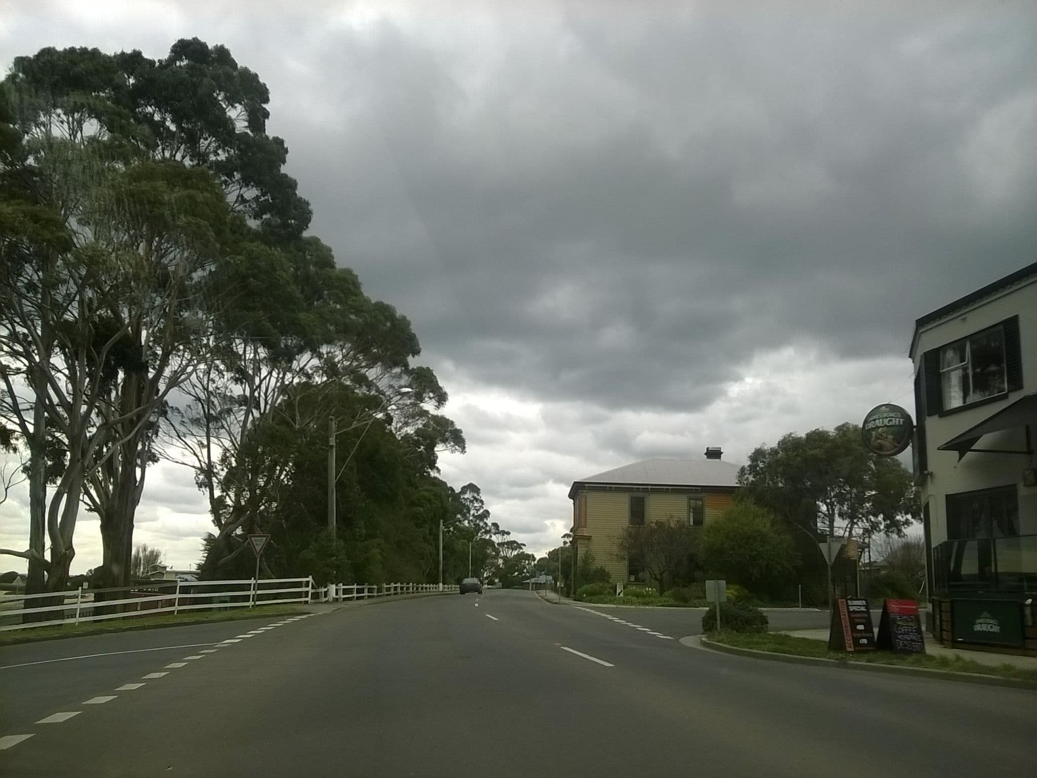 Street view near Wharf Hotel, Wynyard — © bdhurkett (CC BY-SA · Mapillary)
