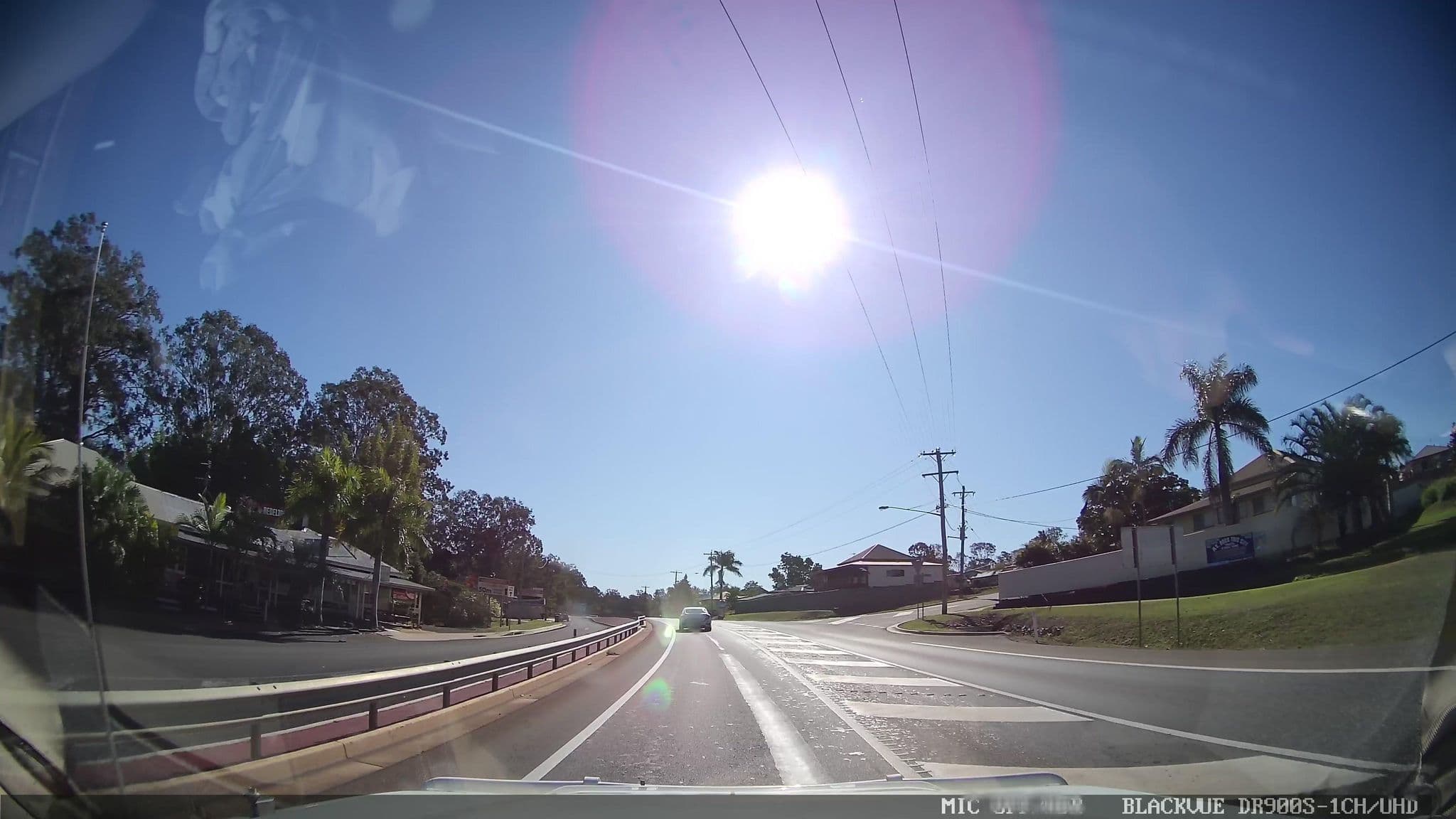 Street view near Apple Tree Creek Hotel, Childers — © jthnz (CC BY-SA · Mapillary)