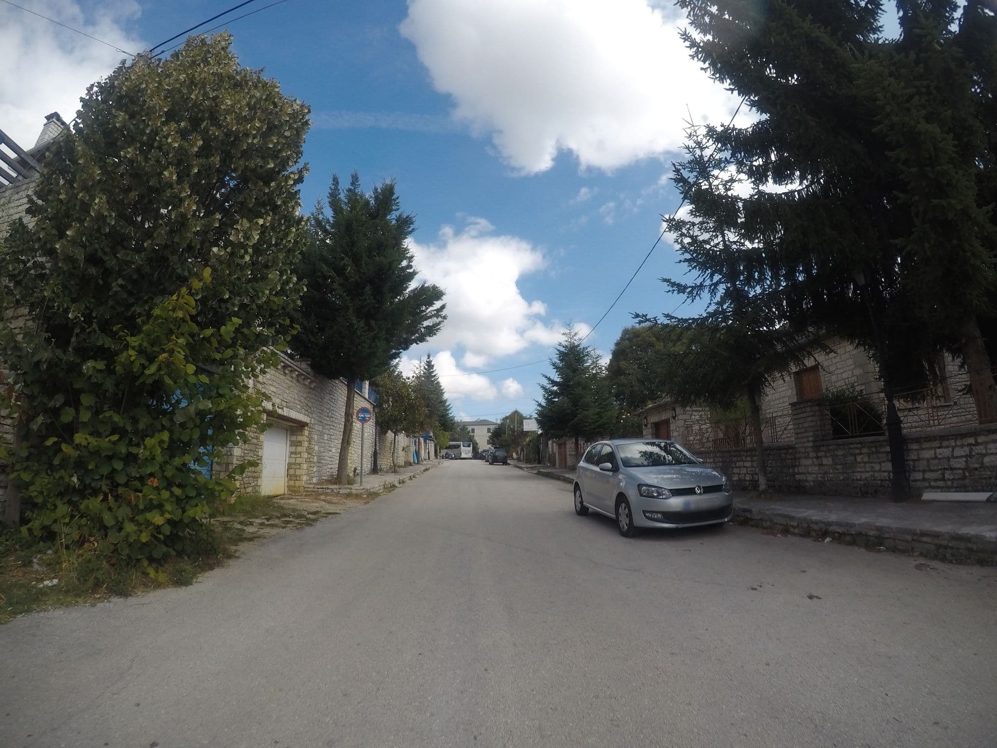 Street view near Guesthouse Ladias, Zagorochória — © kobykarin (CC BY-SA · Mapillary)