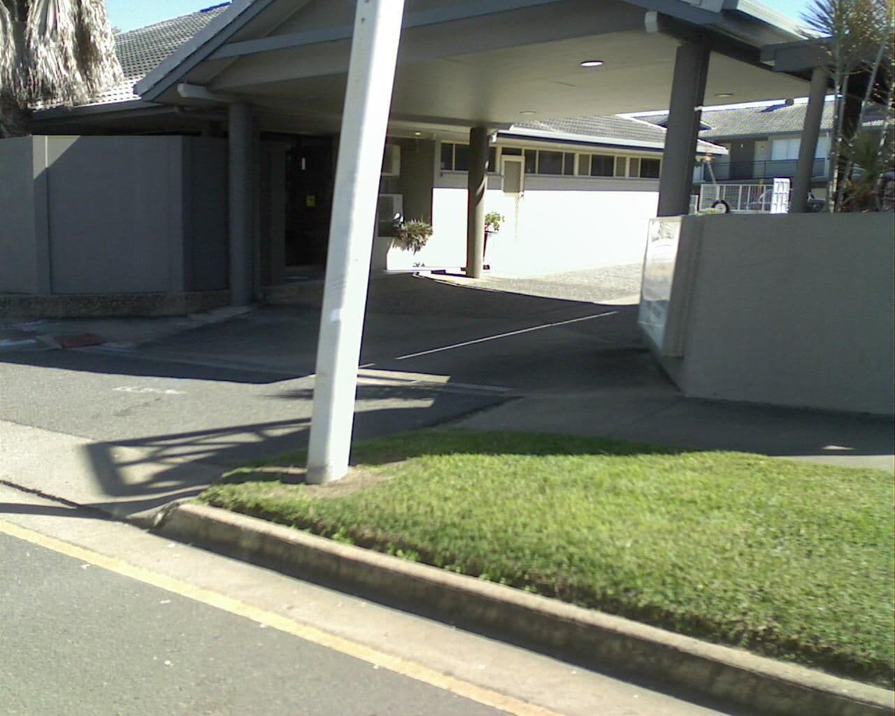 Street view near The Stirling, Rockhampton — © bob3bob3 (CC BY-SA · Mapillary)