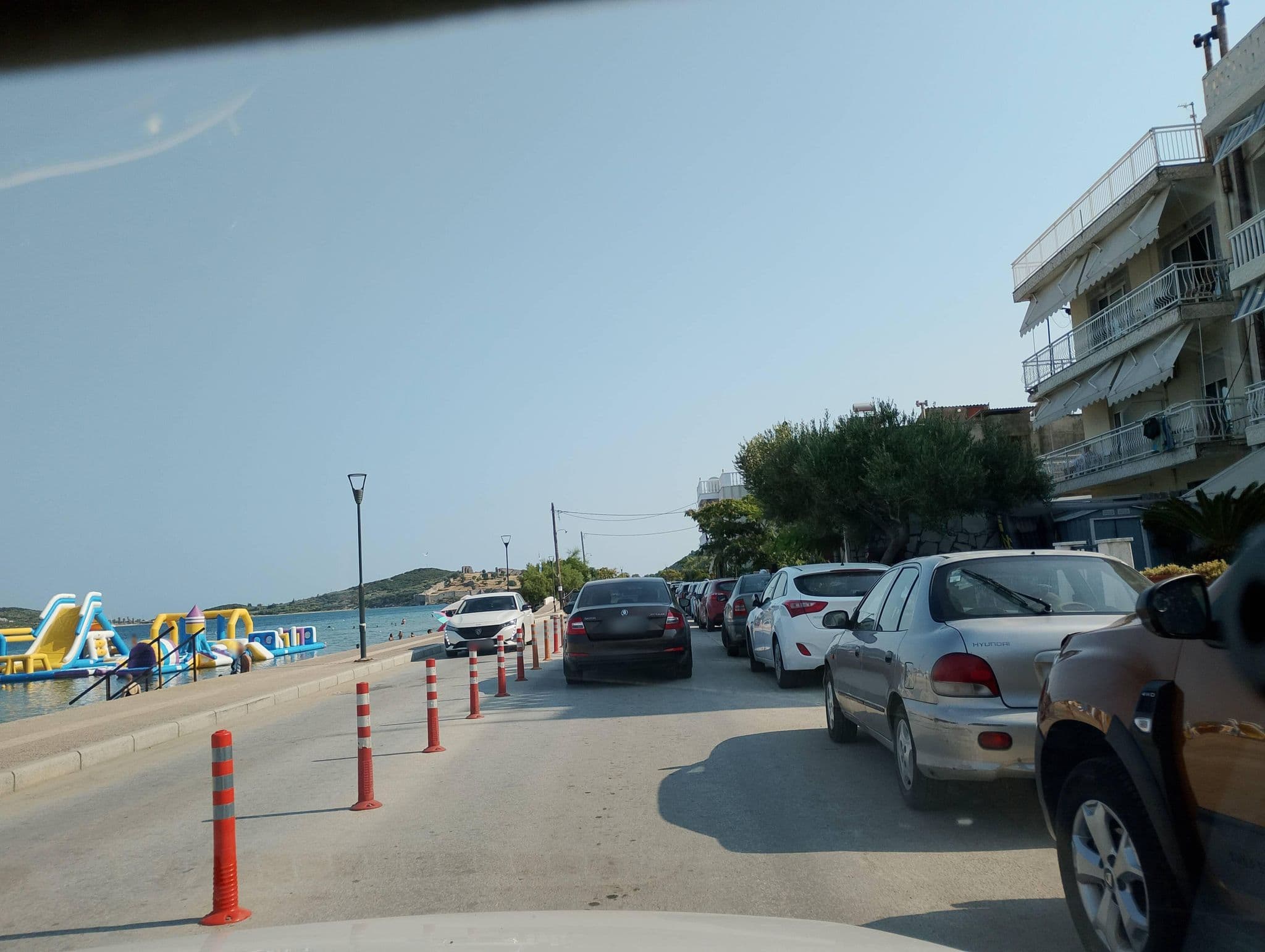Street view near Katerina Guest House, Néa Iraklítsa — © George_210 (CC BY-SA · Mapillary)