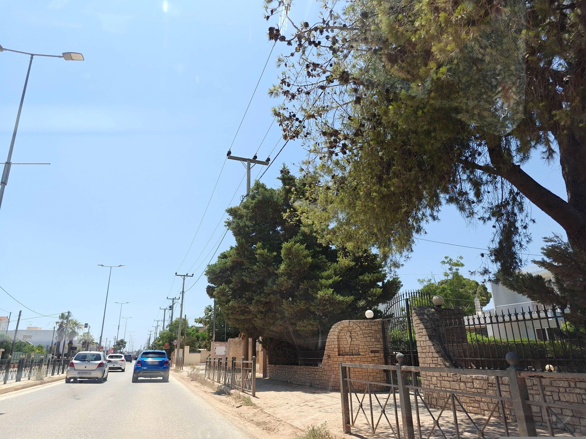 Street view near Camping Nea Makri, Néa Mákri — © grkpete (CC BY-SA · Mapillary)
